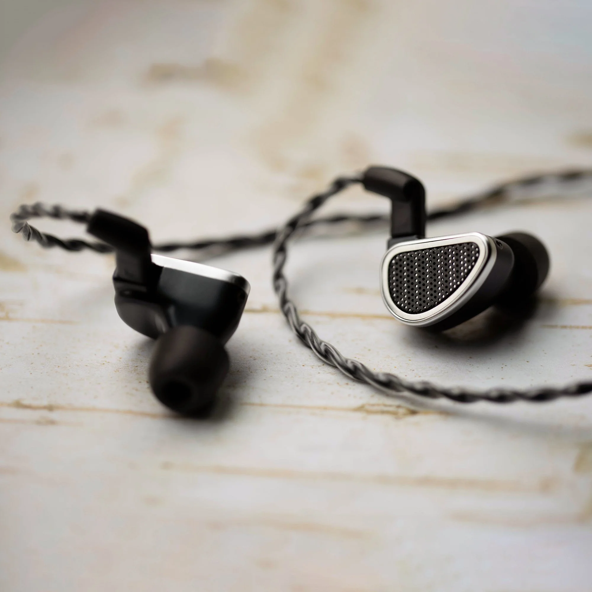 64 Audio Duo Universal In-Ear Earphones - Image 2