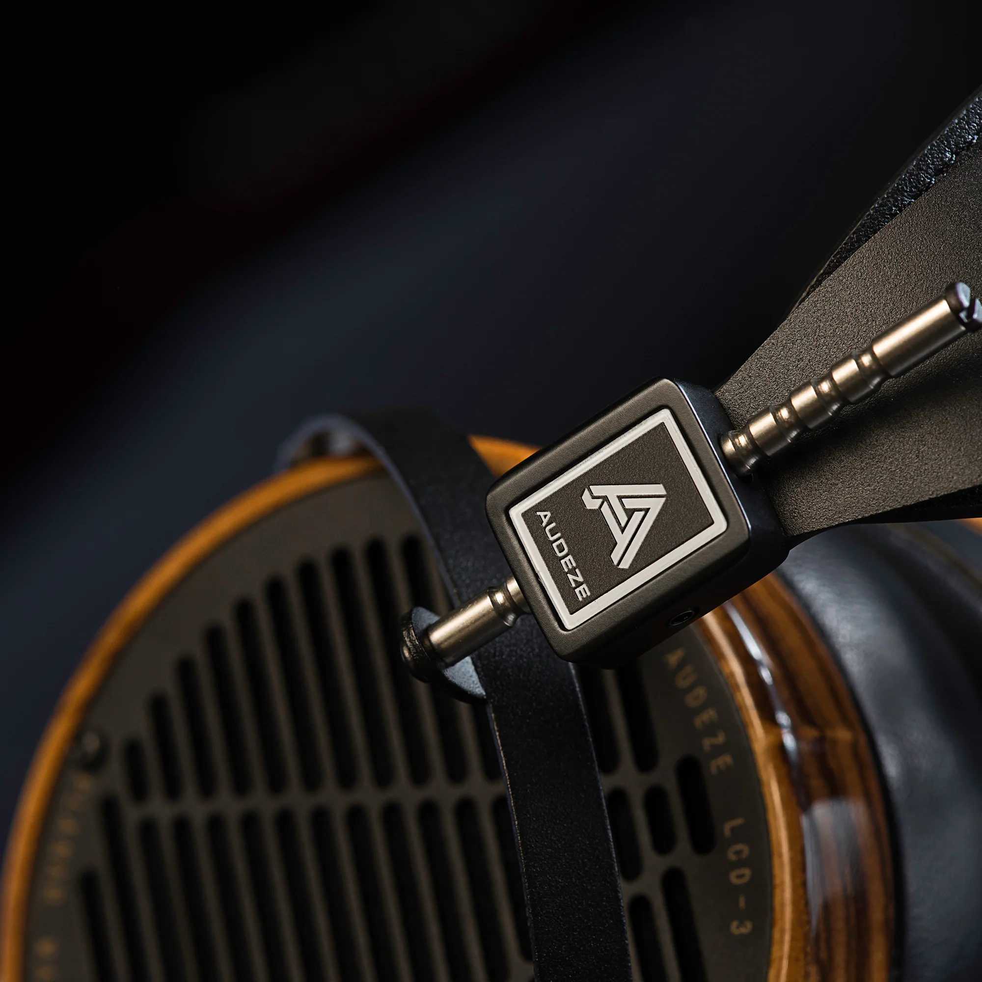 Audeze LCD-3 Planar Magnetic Headphones - Image 8