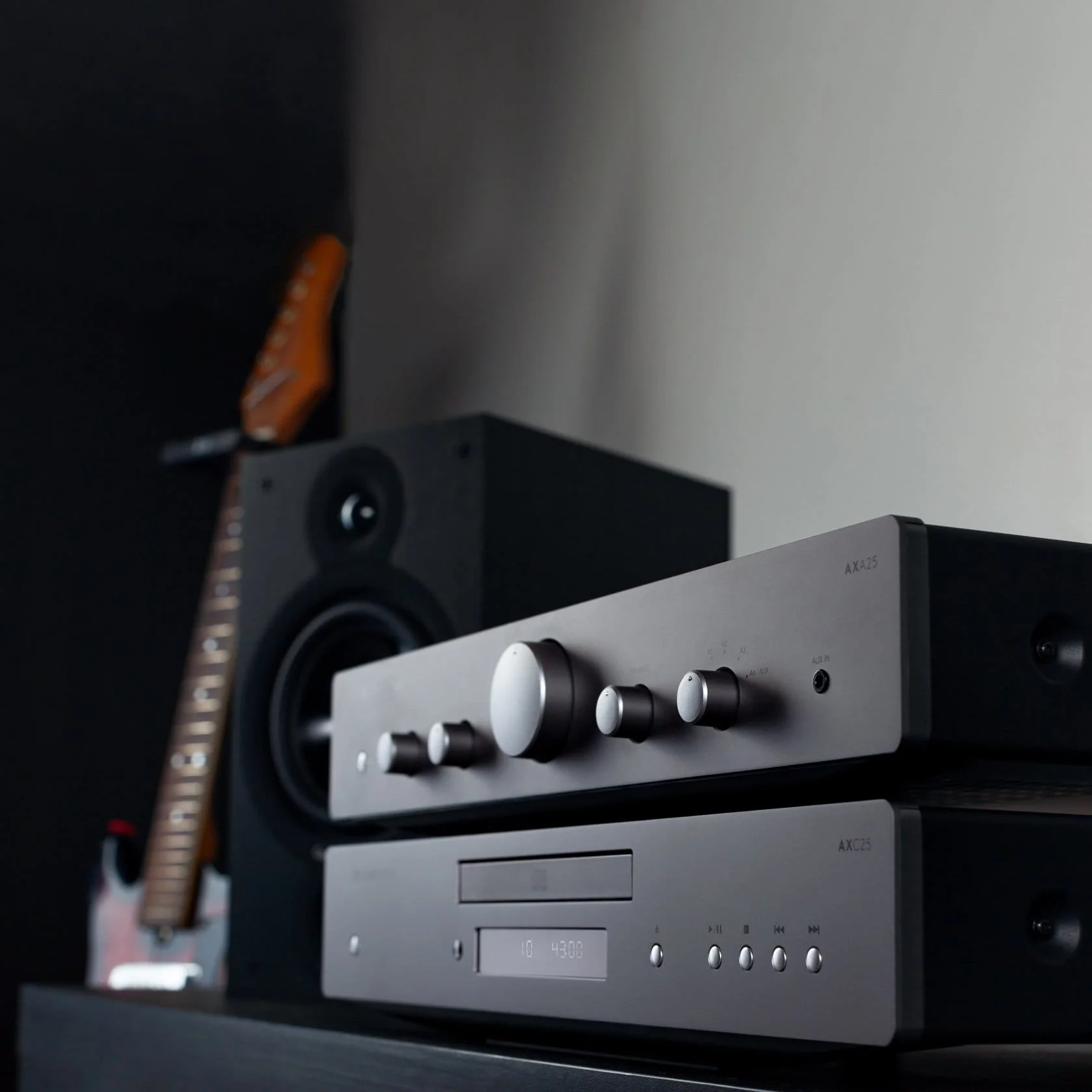 Cambridge Audio AXA25 Integrated Amplifier - Image 5