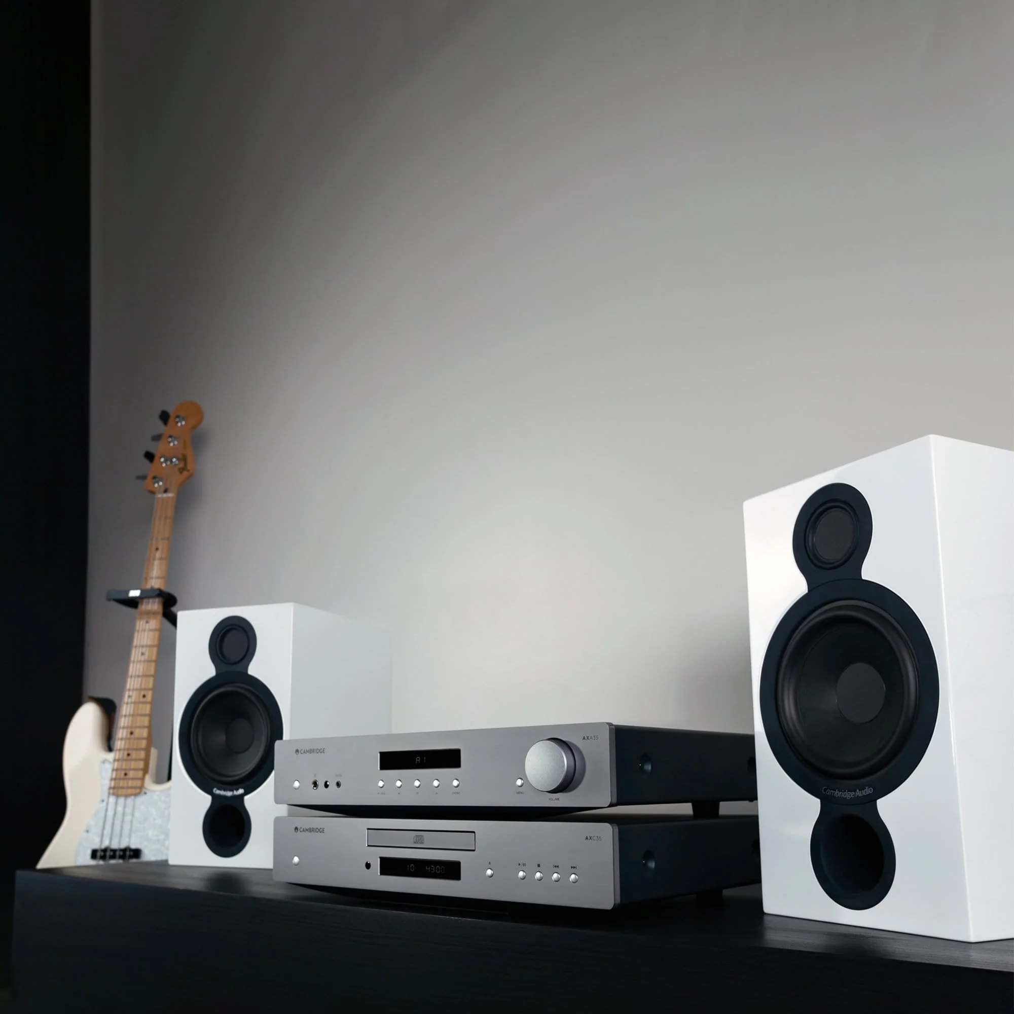 Cambridge Audio AXA35 Integrated Amplifier - Image 4