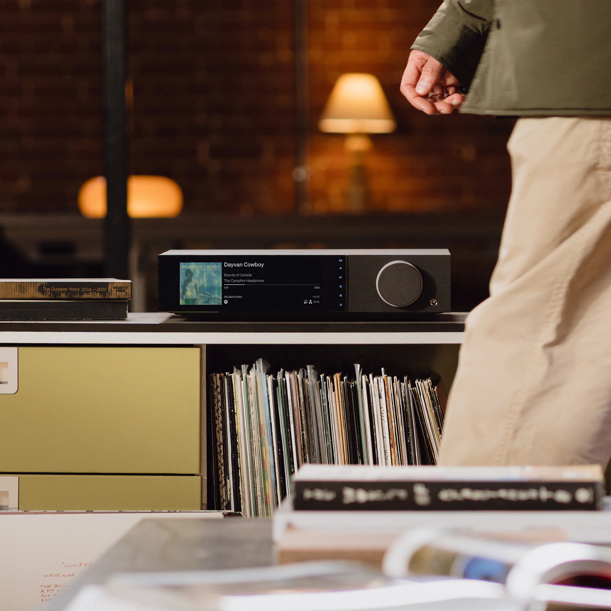 Cambridge Audio EVO 300 Streaming Amplifier - Image 10