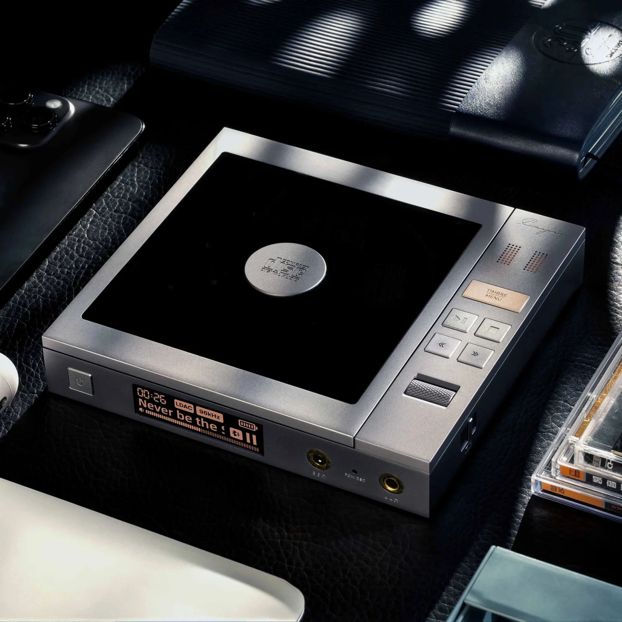 Cayin CP6 Triple Timbre Portable CD Player - Image 3