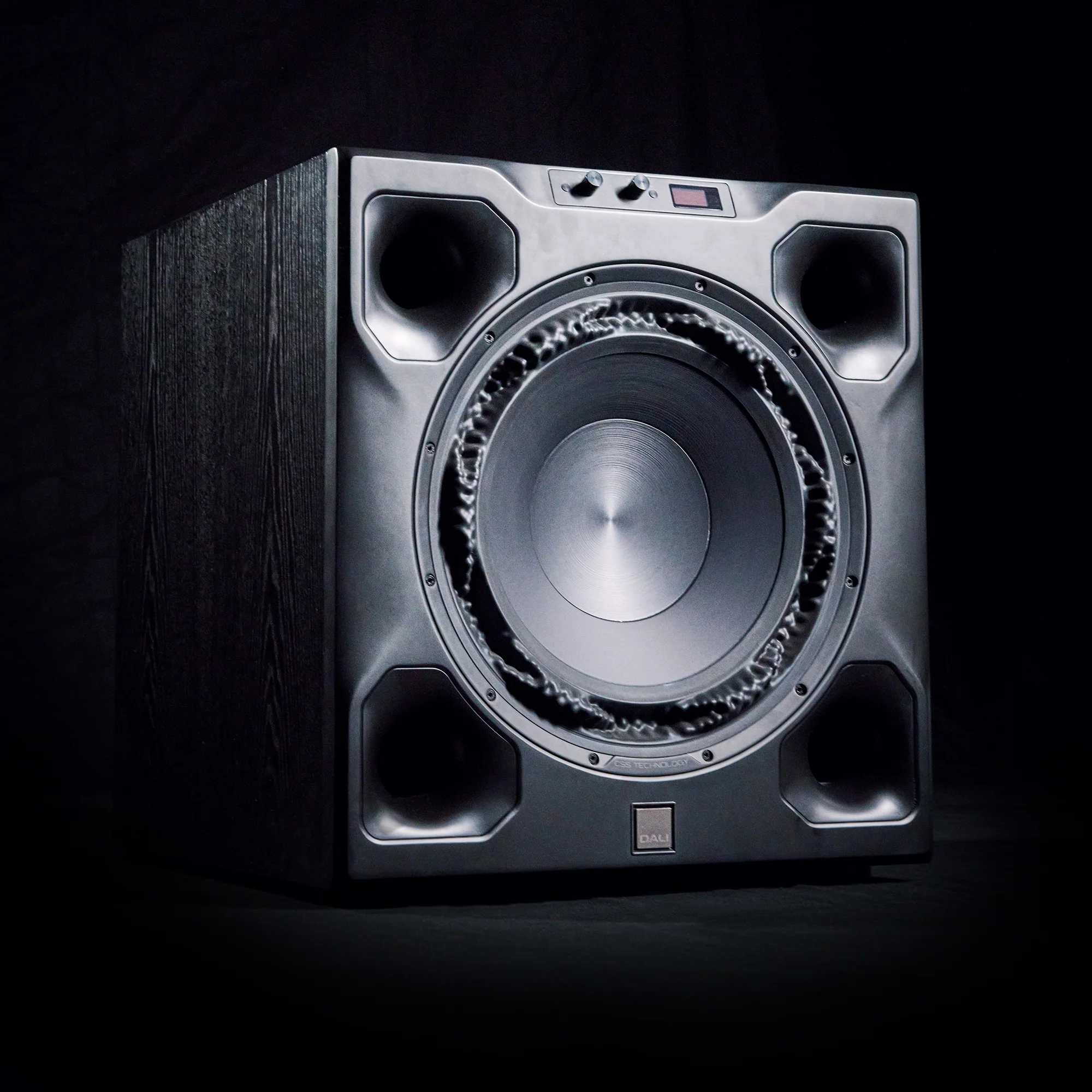 DALI SUB V-16 F Subwoofer - Image 3