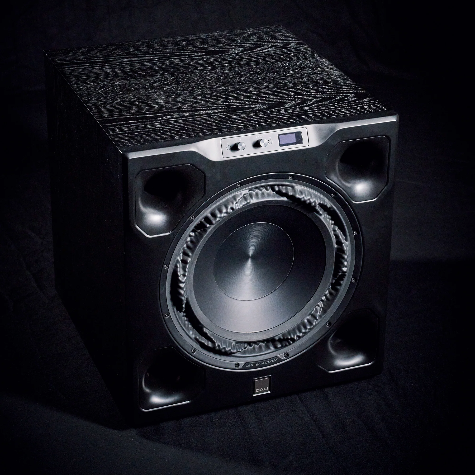 DALI SUB V-16 F Subwoofer - Image 4
