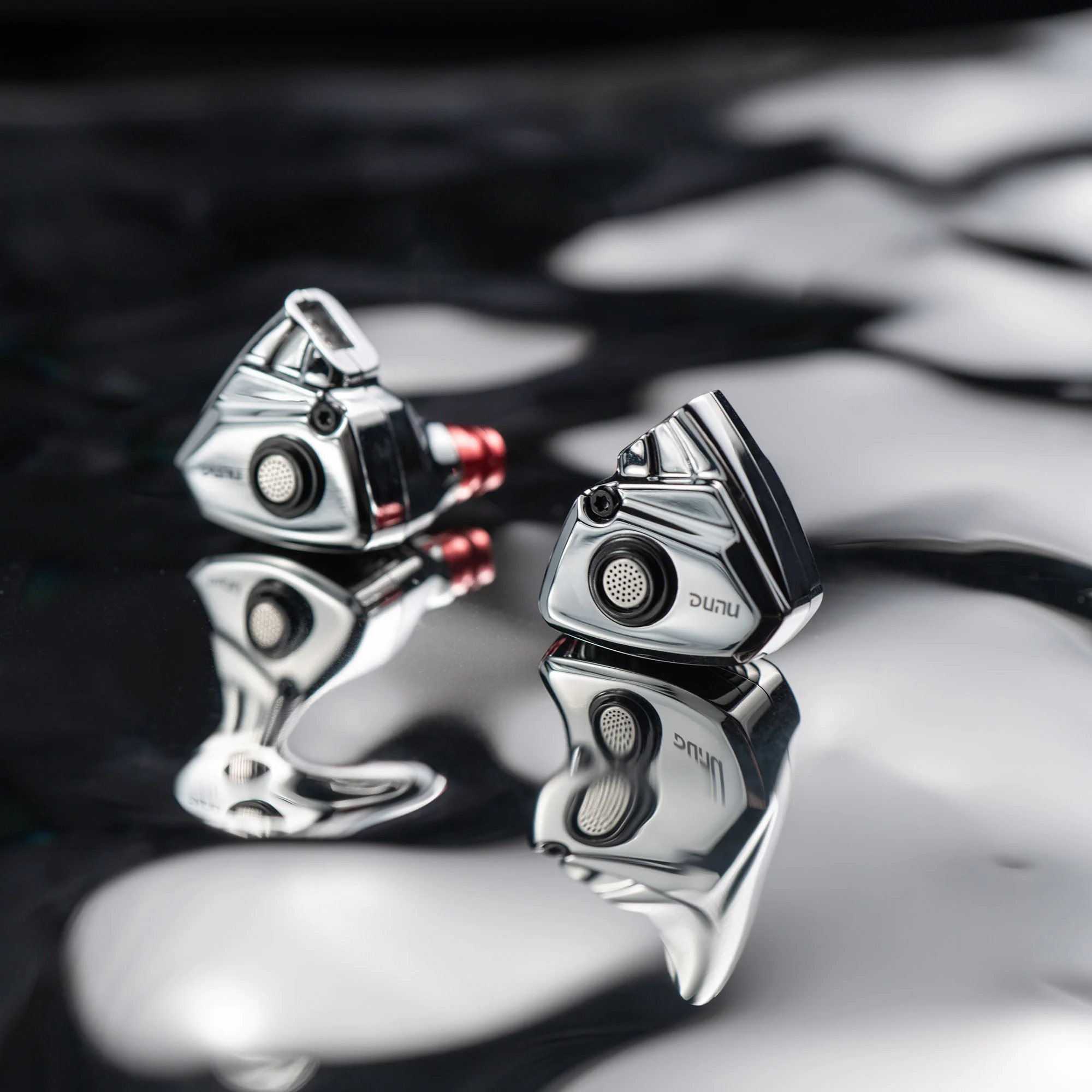 DUNU TITAN S Dynamic In-Ear Earphones - Image 12