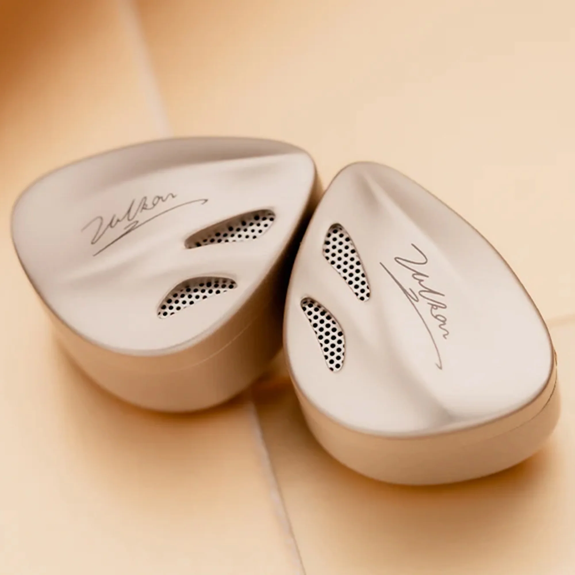 DUNU Vulkan 2 In-Ear Monitors - Image 3