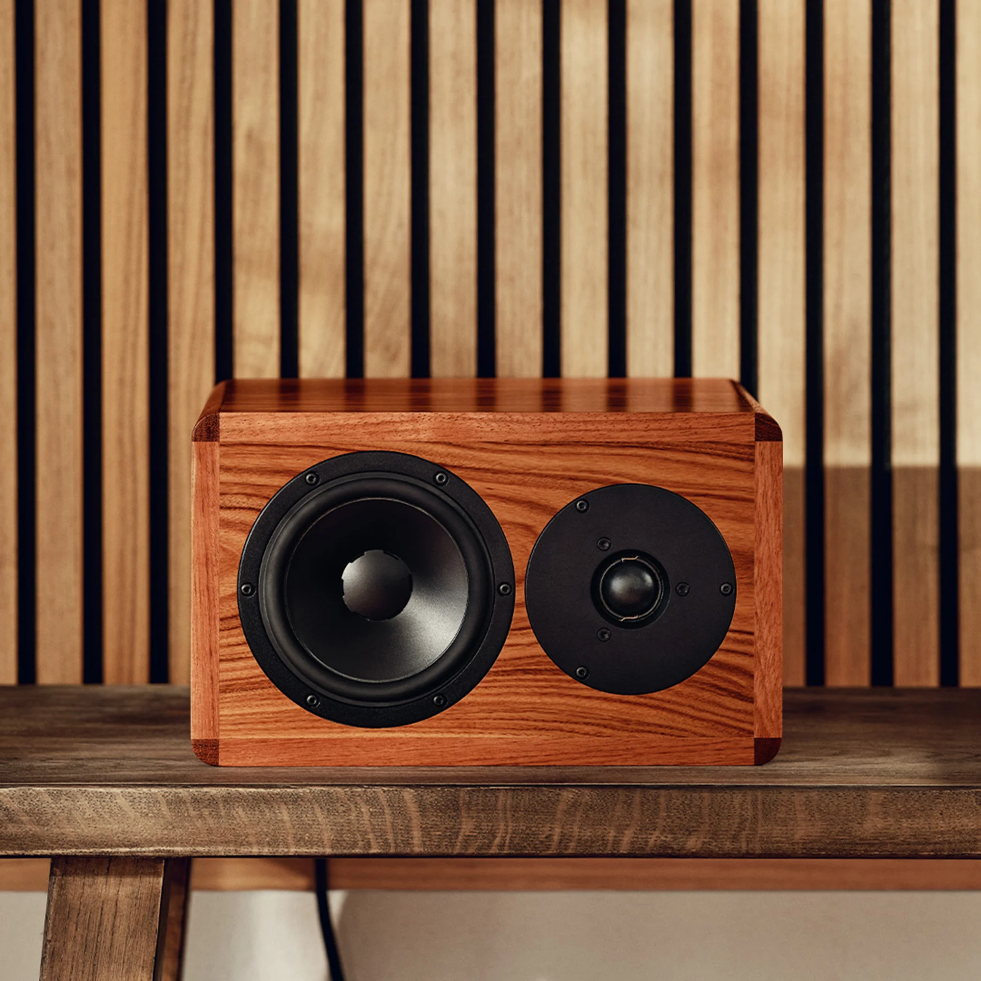 Dynaudio Legend Bookshelf Speakers - Image 7