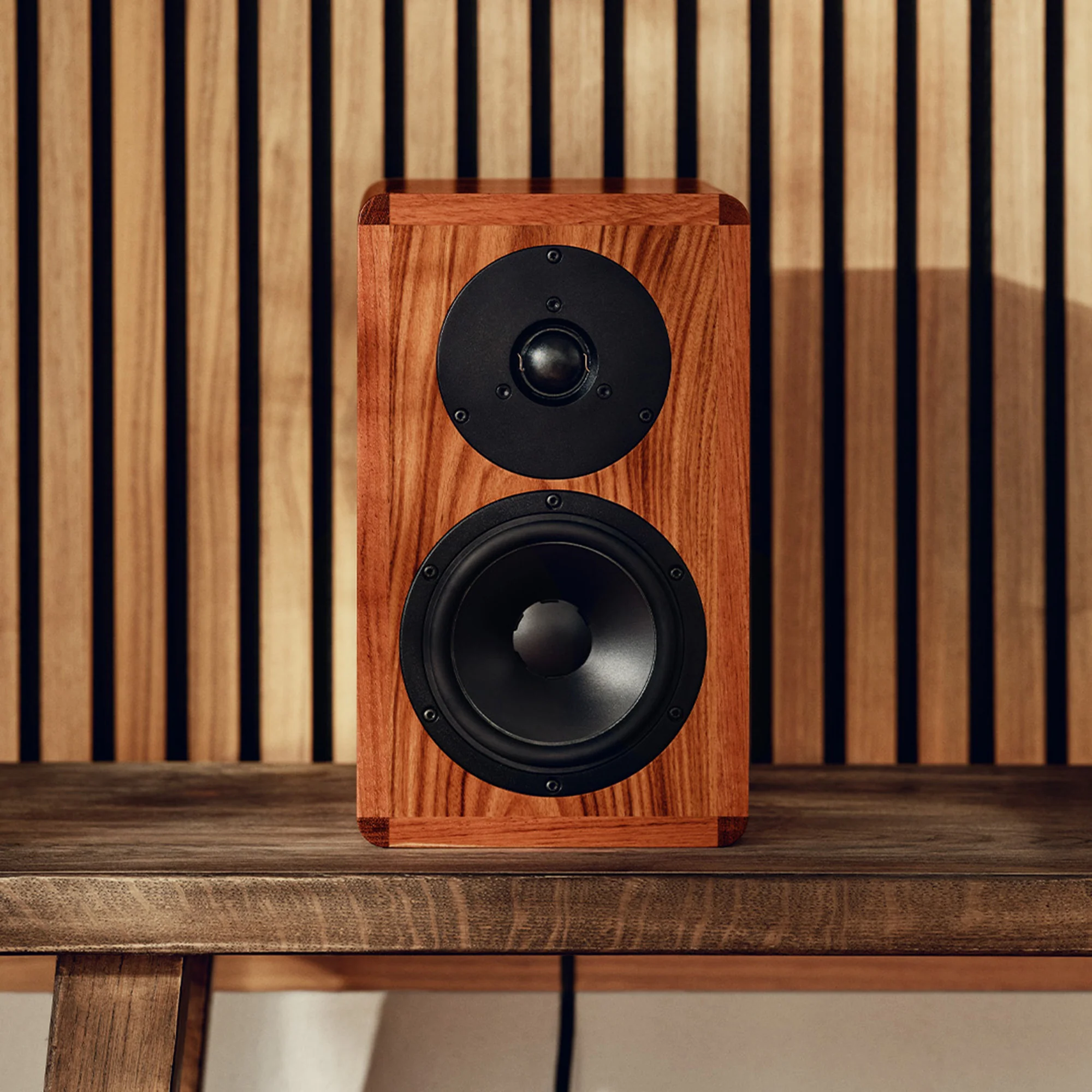 Dynaudio Legend Bookshelf Speakers - Image 8