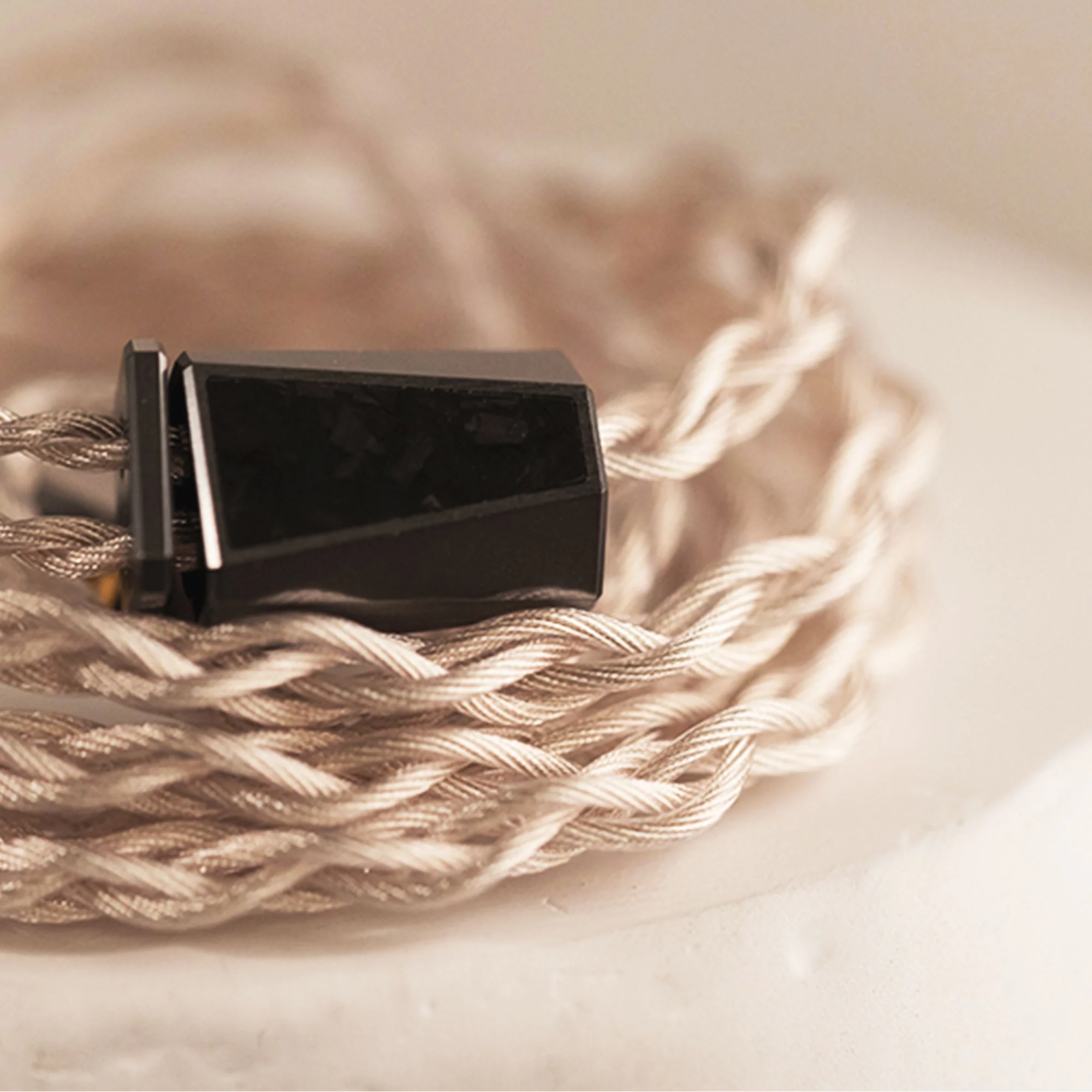 Effect Audio Signature Series Cadmus Earphone Cable - Image 4