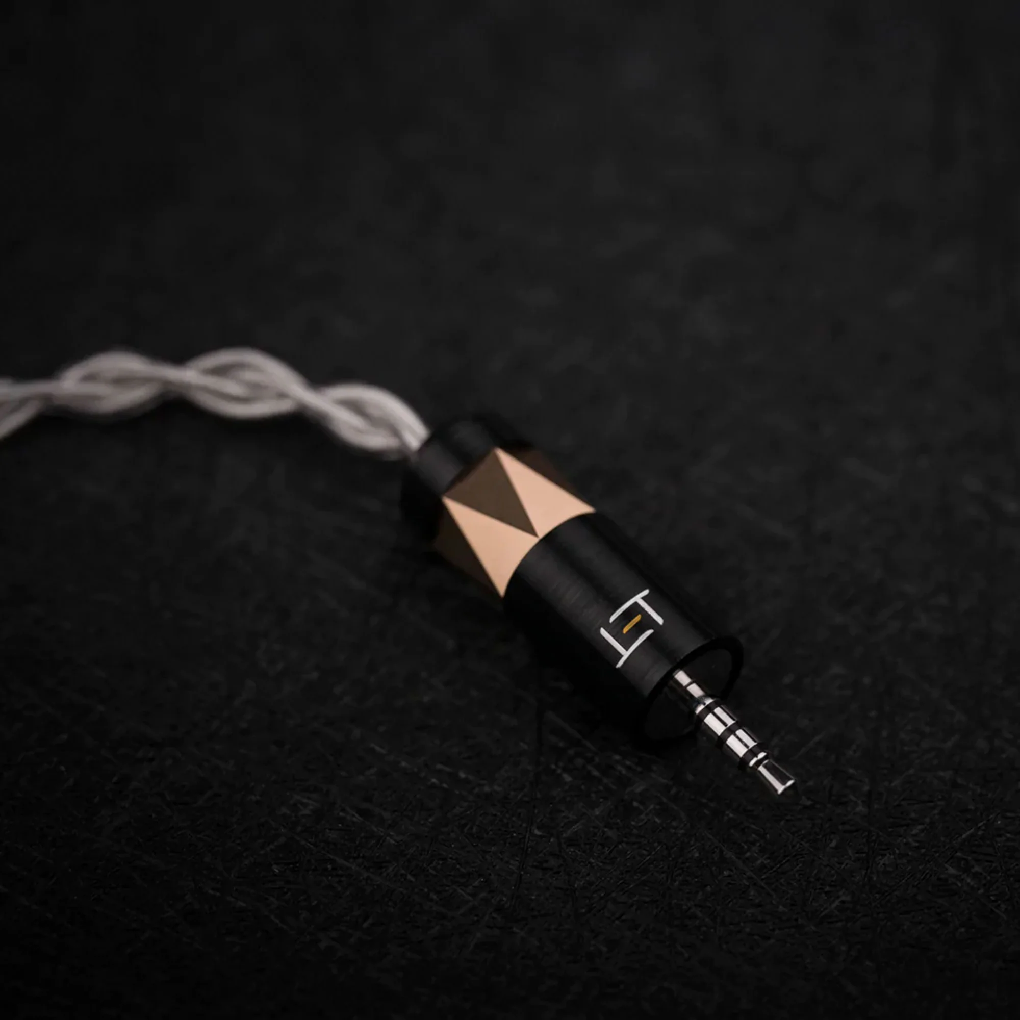 Eletech Prudence In Ear Cable - Image 4