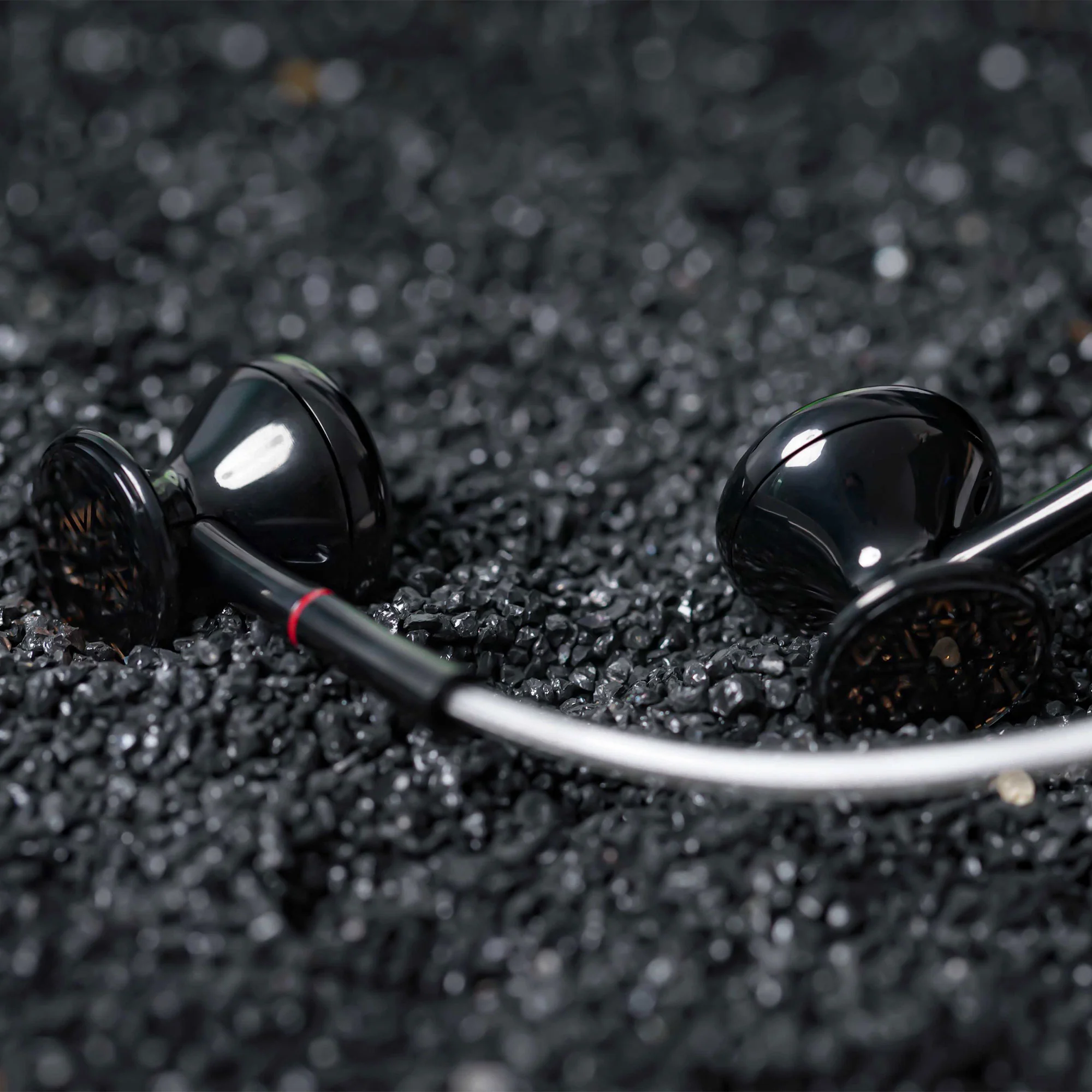 FiiO FF3 Dynamic Earbuds - Image 10