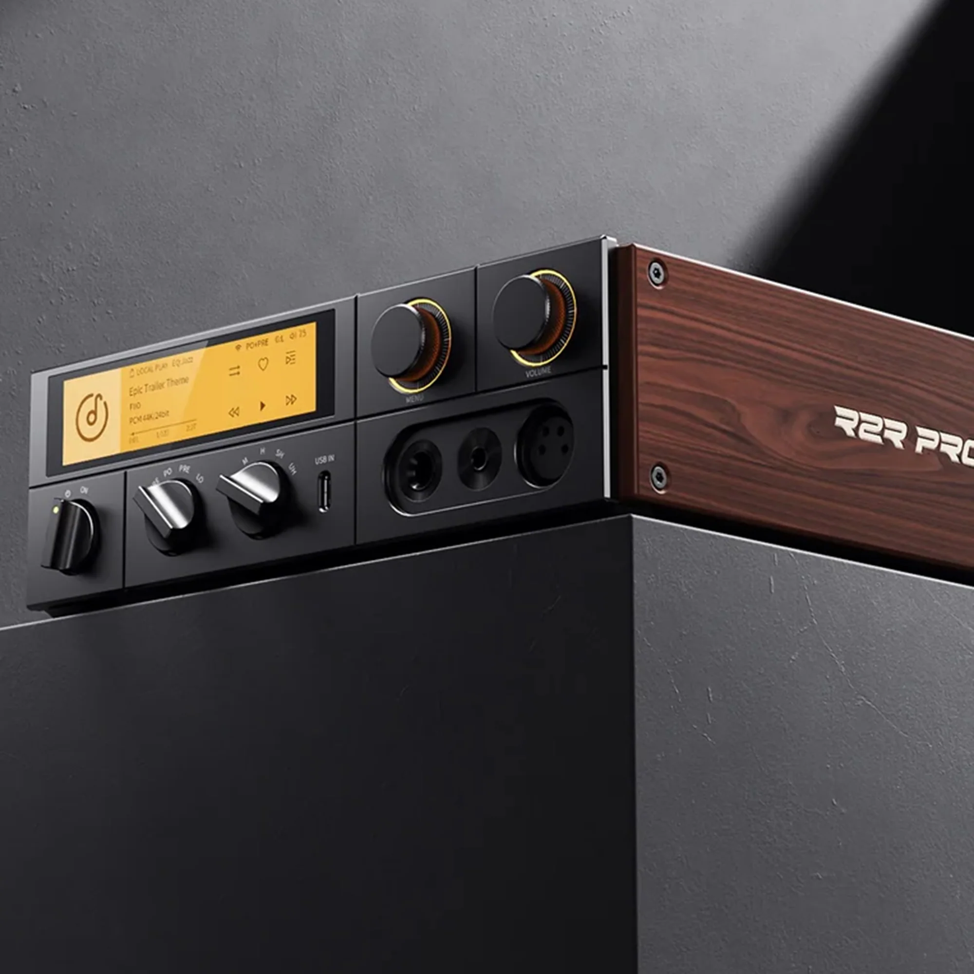 FiiO K17 R2R DAC and Headphone Amplifier - Image 8