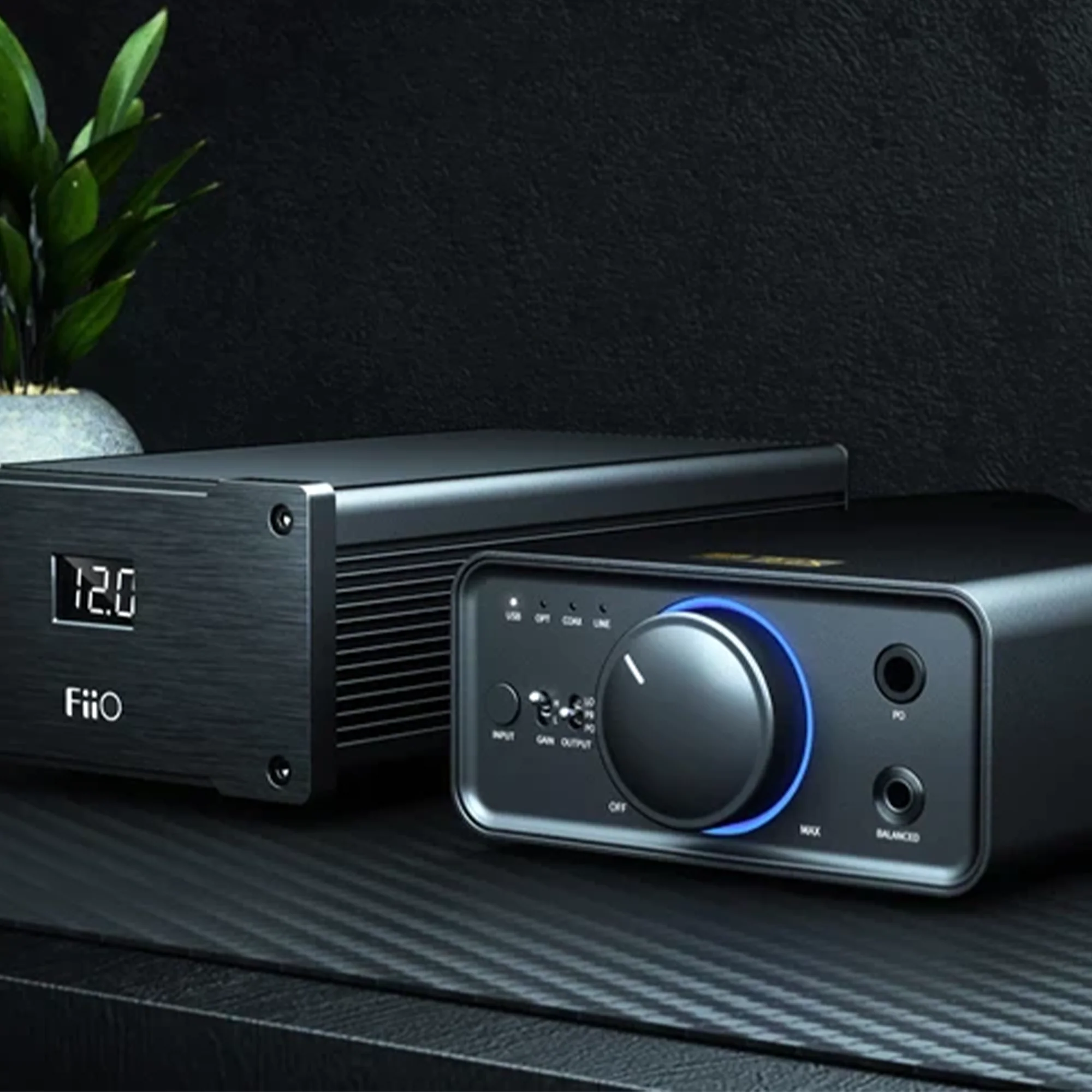 Fiio K7 DAC & Headphone Amplifier - Image 4
