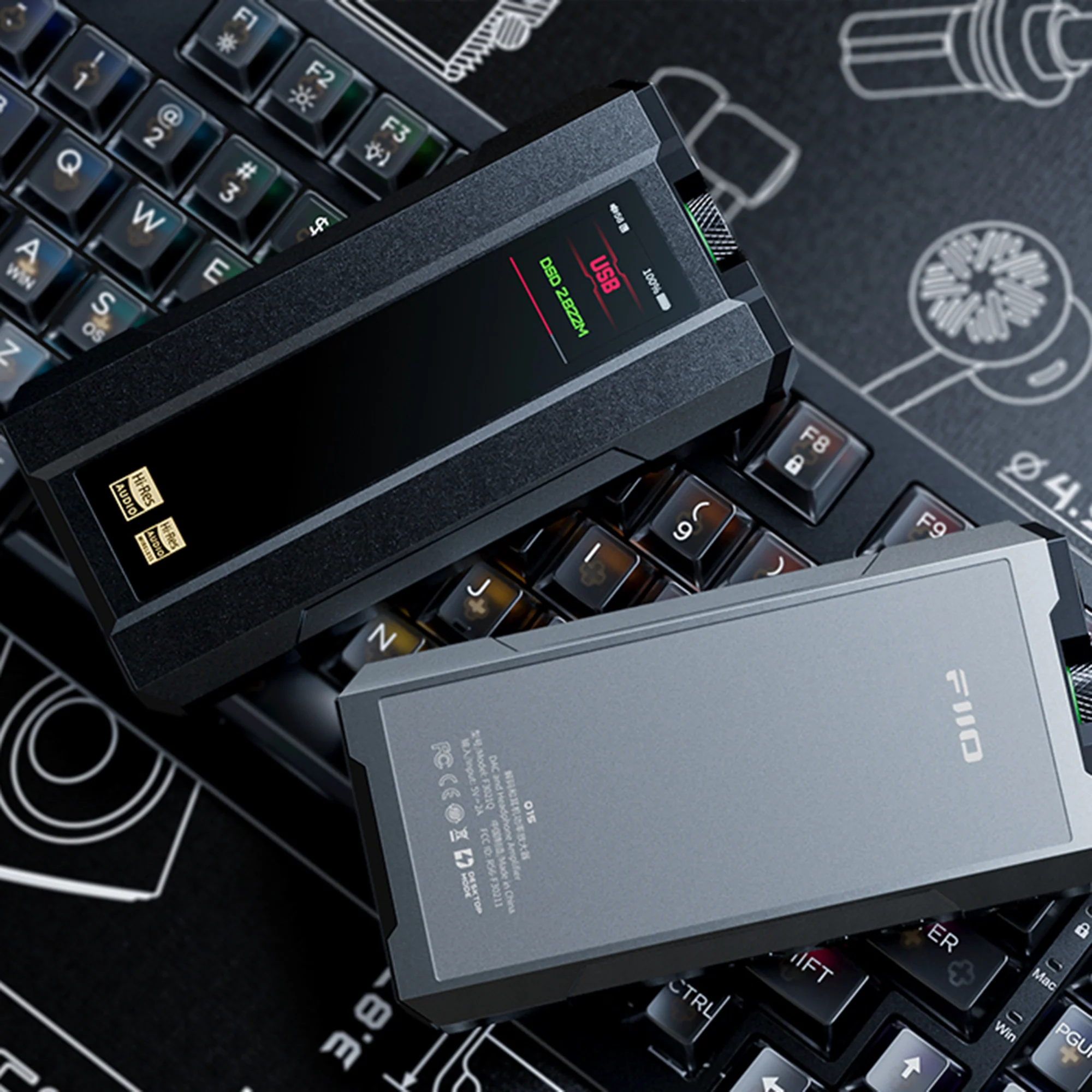 FiiO Q15 Portable DAC & Headphone Amplifier - Image 5