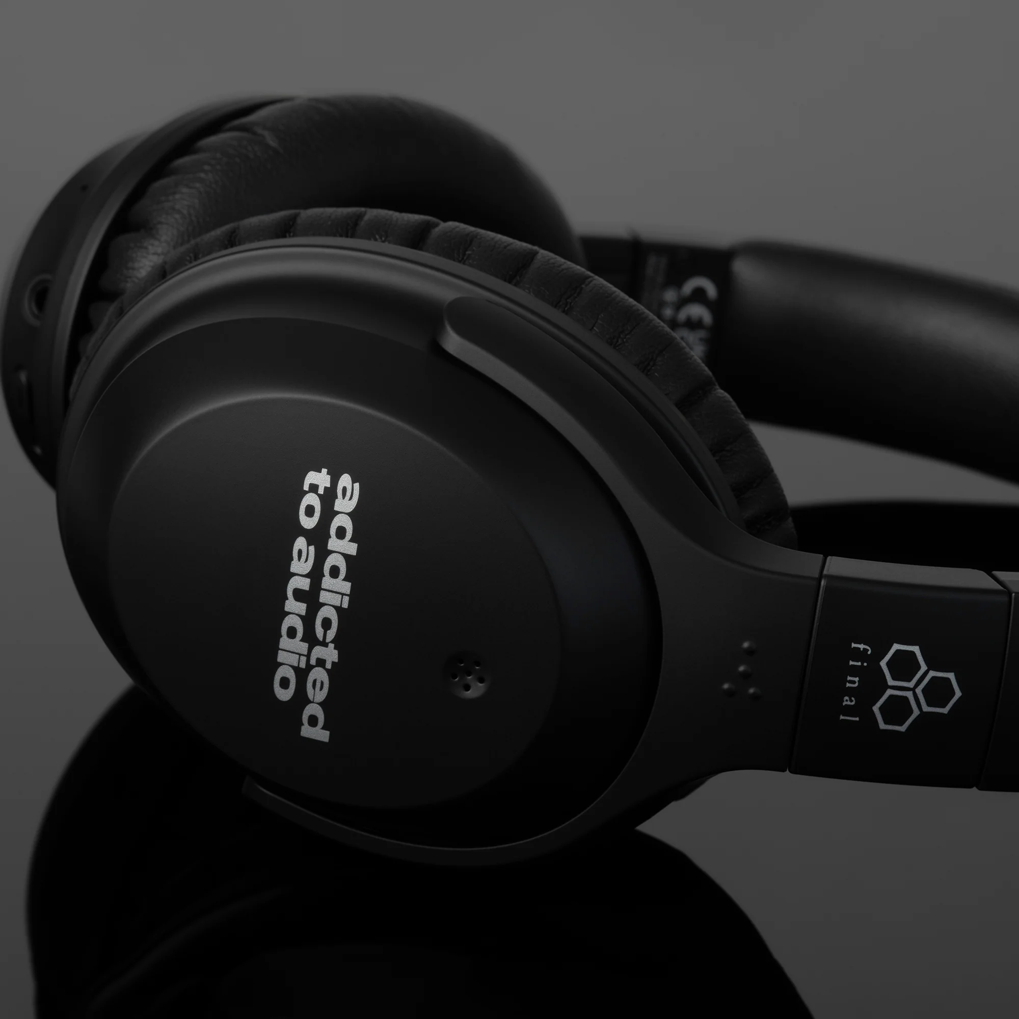 Final Audio UX2000 x A2A Wireless Noise Cancelling Headphones - Image 3