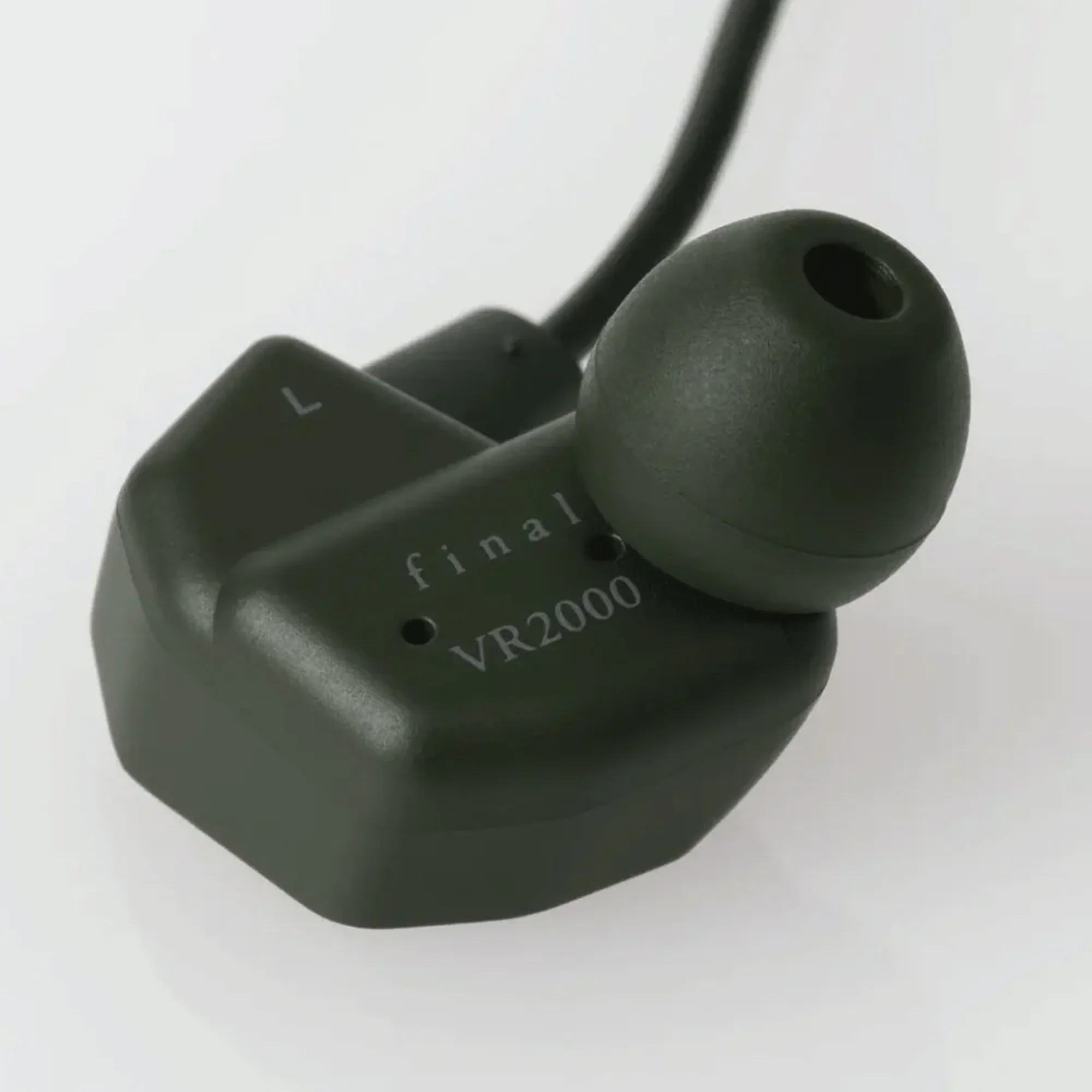 Final Audio VR2000 In-Ear Earphones - Image 4