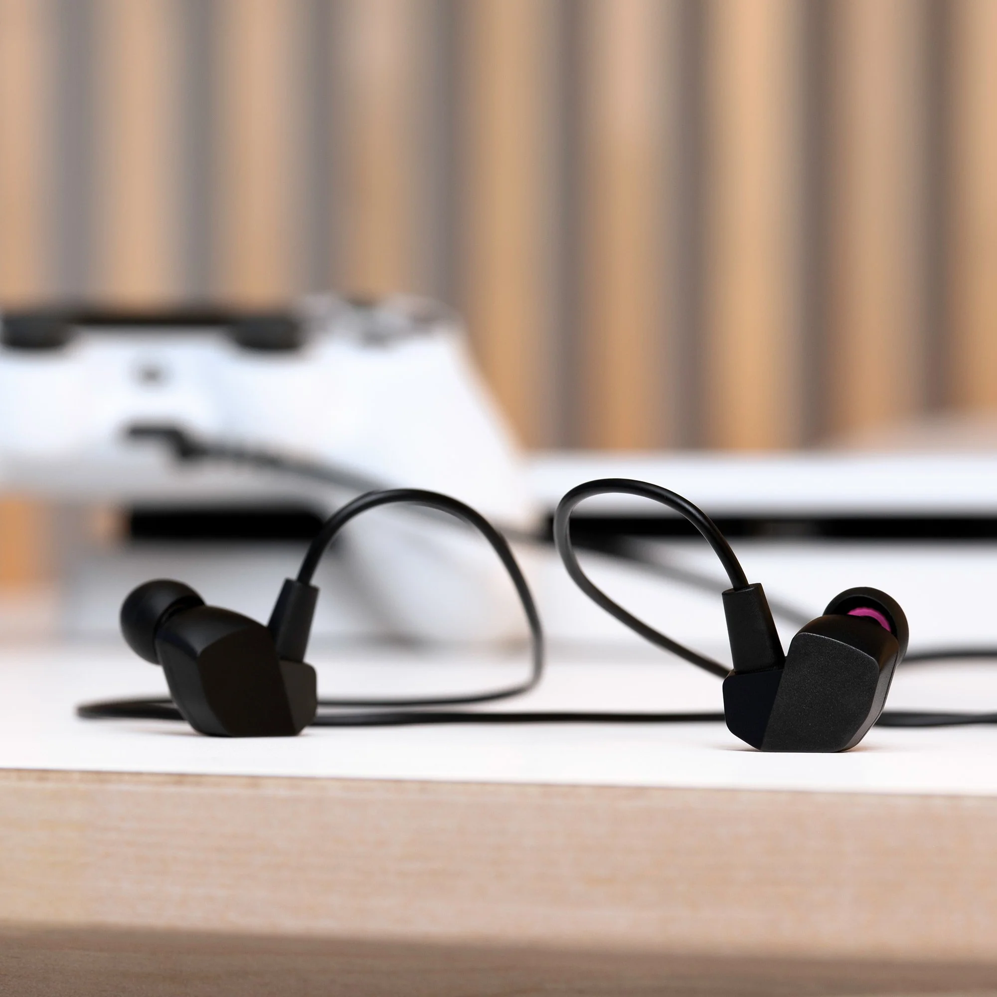 Final Audio VR3000 In-Ear Earphones - Image 10