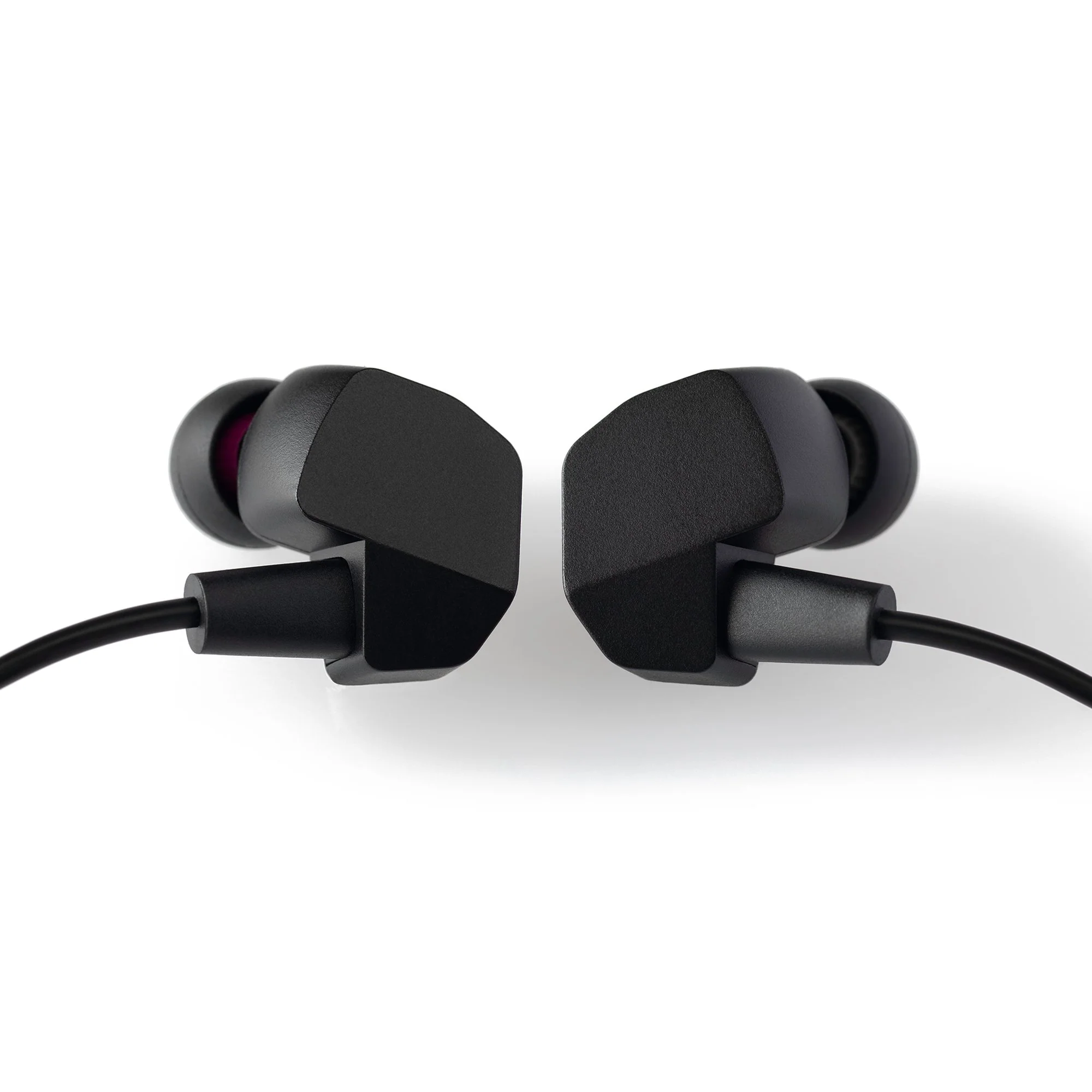 Final Audio VR3000 In-Ear Earphones - Image 2