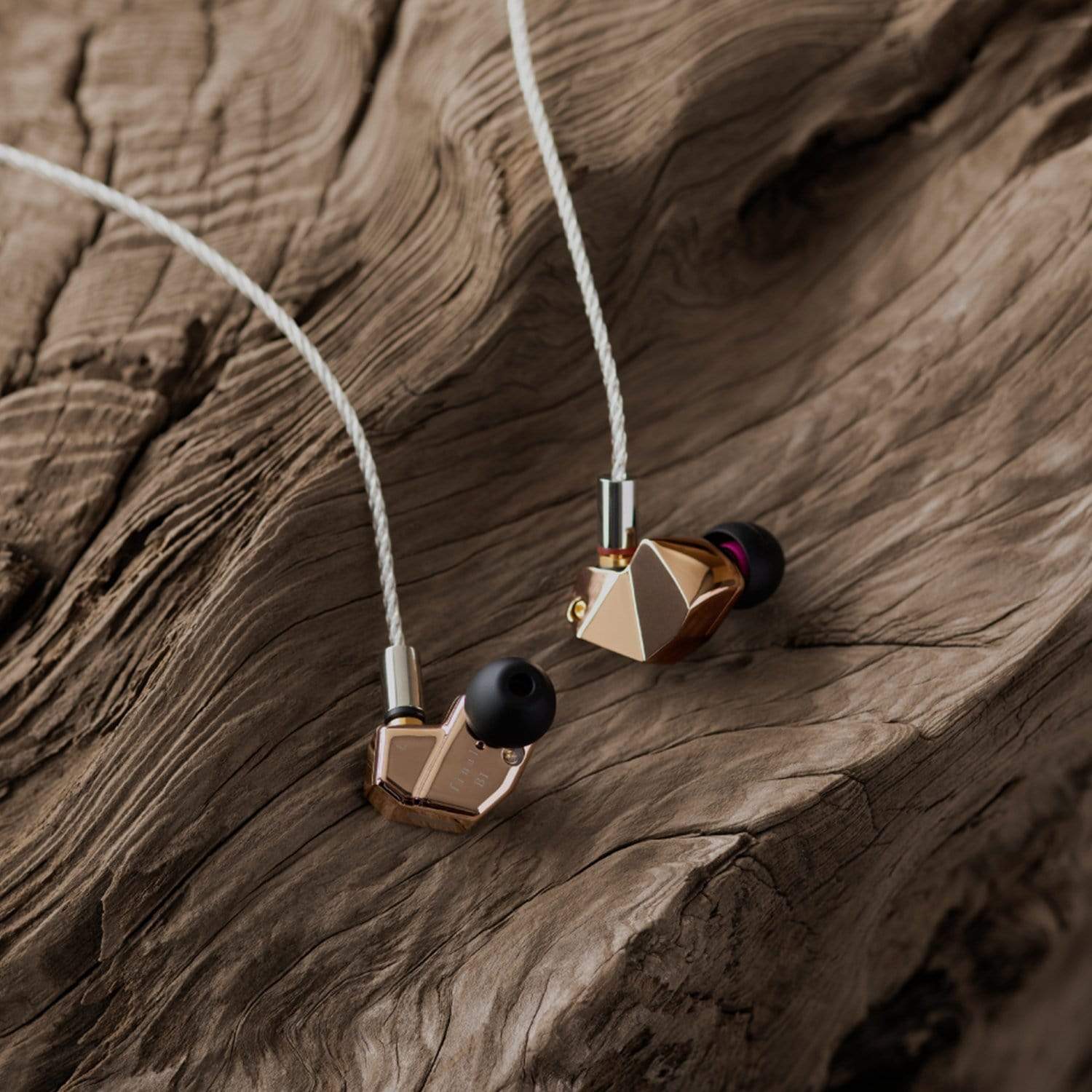 Final Audio B1 Hybrid In Ear Monitors - Image 12