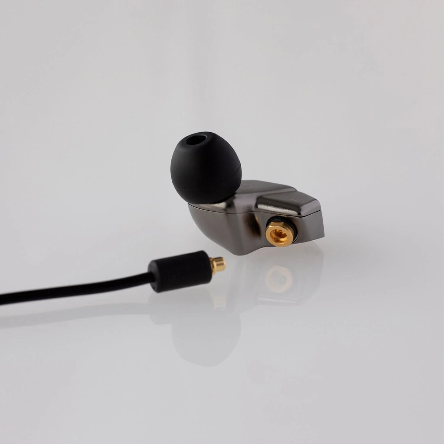 Final Audio B2 In Ear Monitors - Image 6