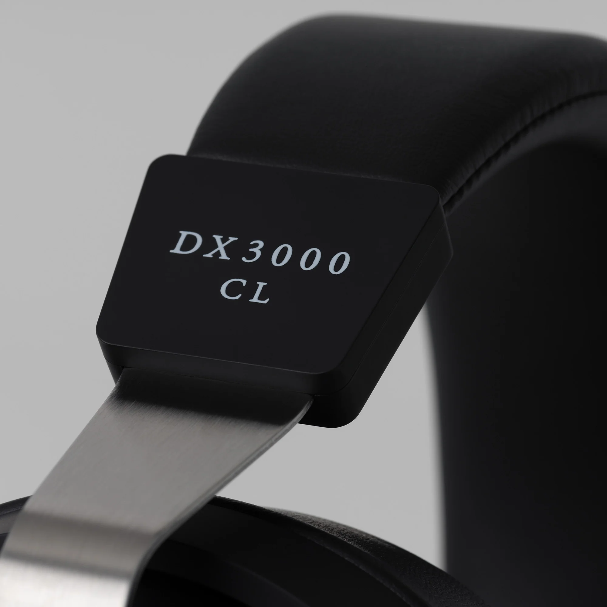 Final DX3000 CL Closed-Back Headphones - Image 5