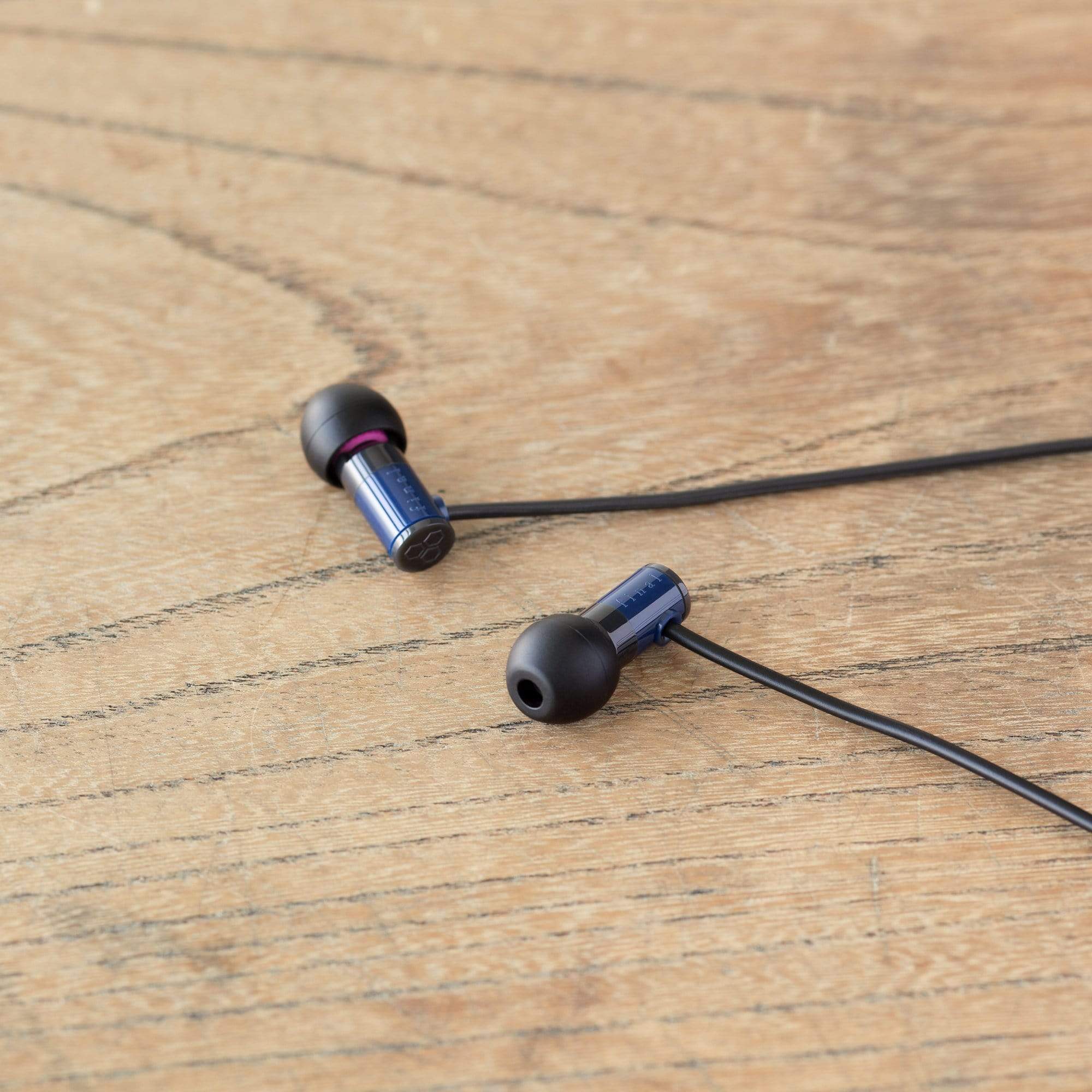 Final Audio E1000 In Ear Headphone - Image 10
