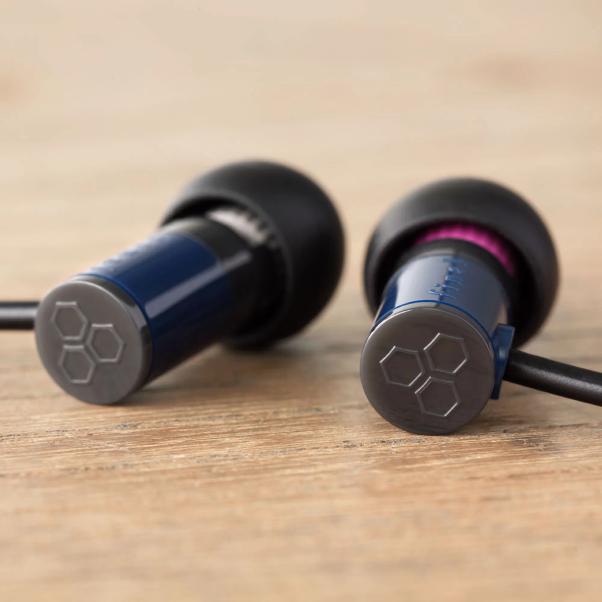 Final E1000C In Ear-Earphones with Mic - Image 7