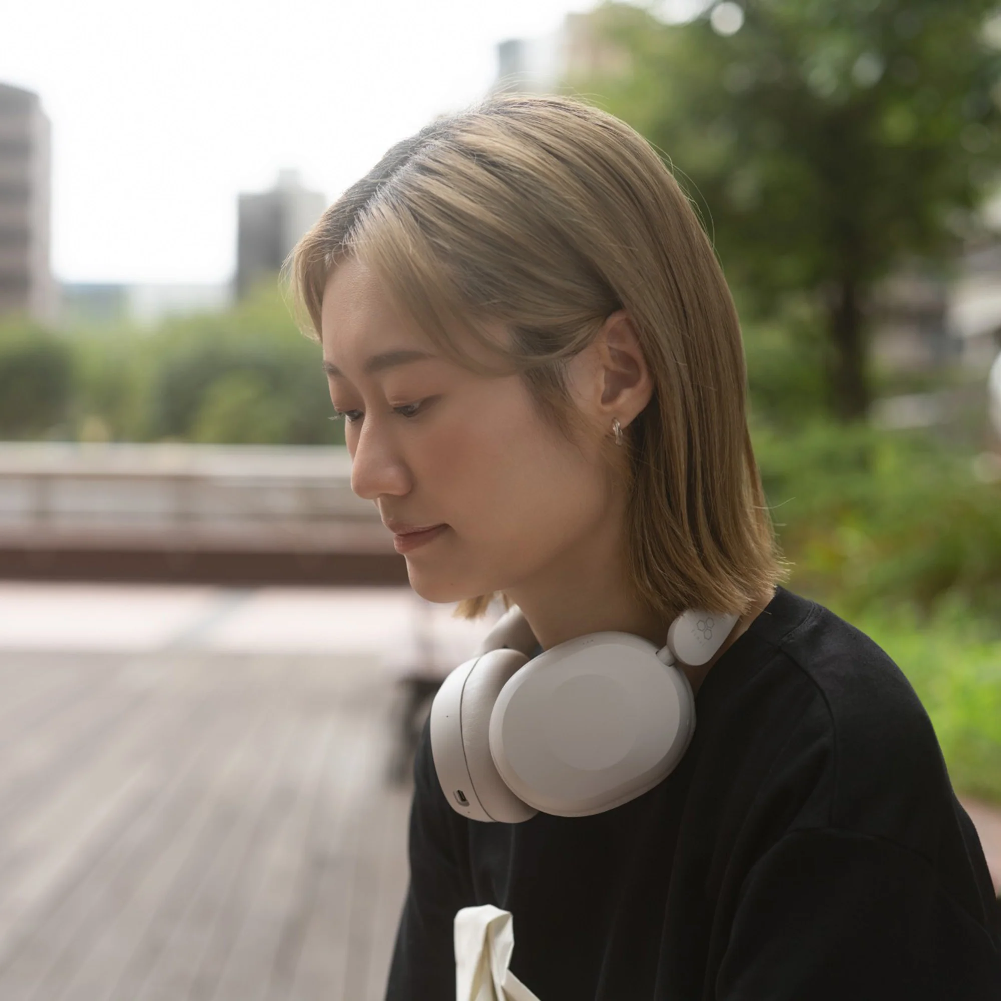 Final UX1000 ANC Wireless Headphones - Image 11