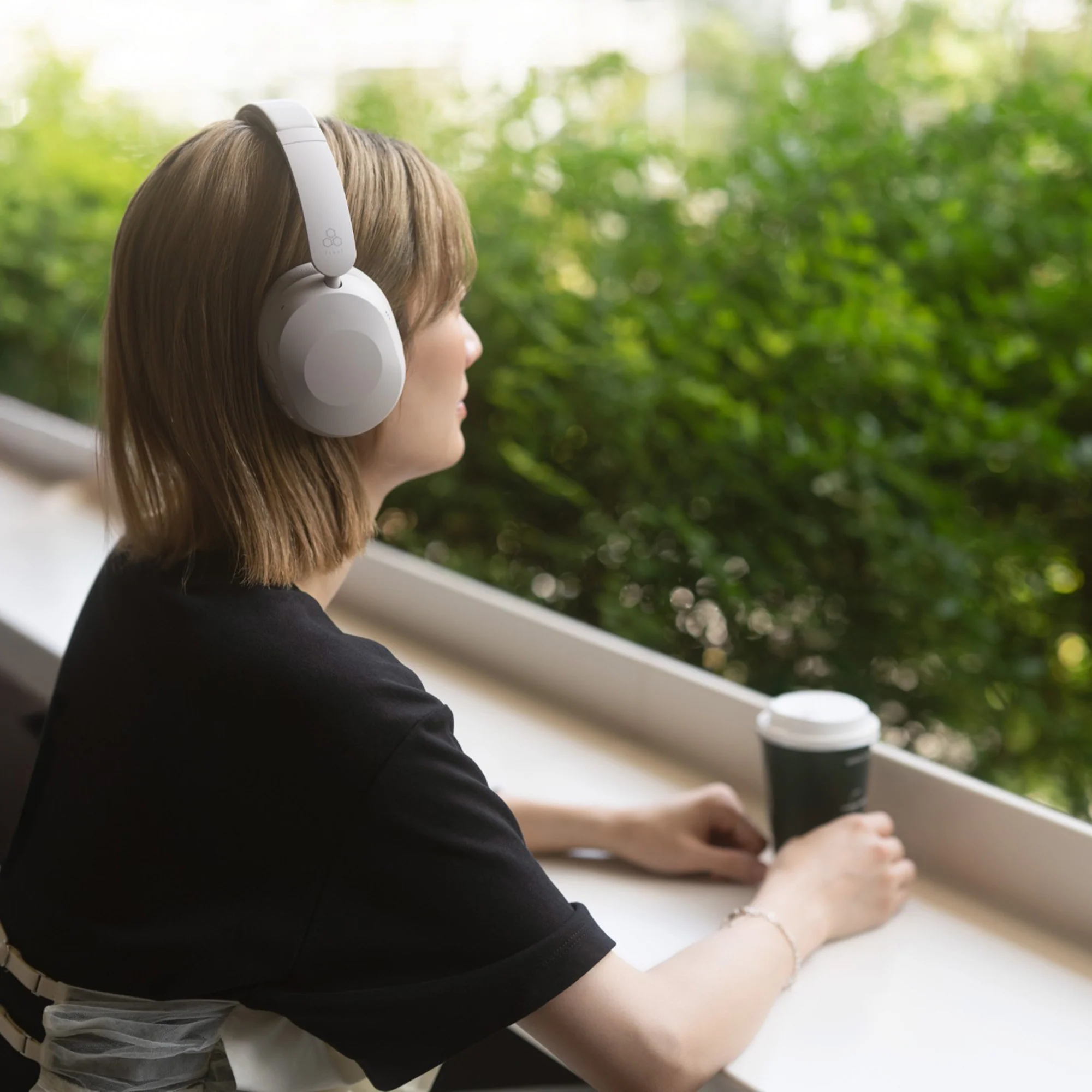 Final UX1000 ANC Wireless Headphones - Image 12