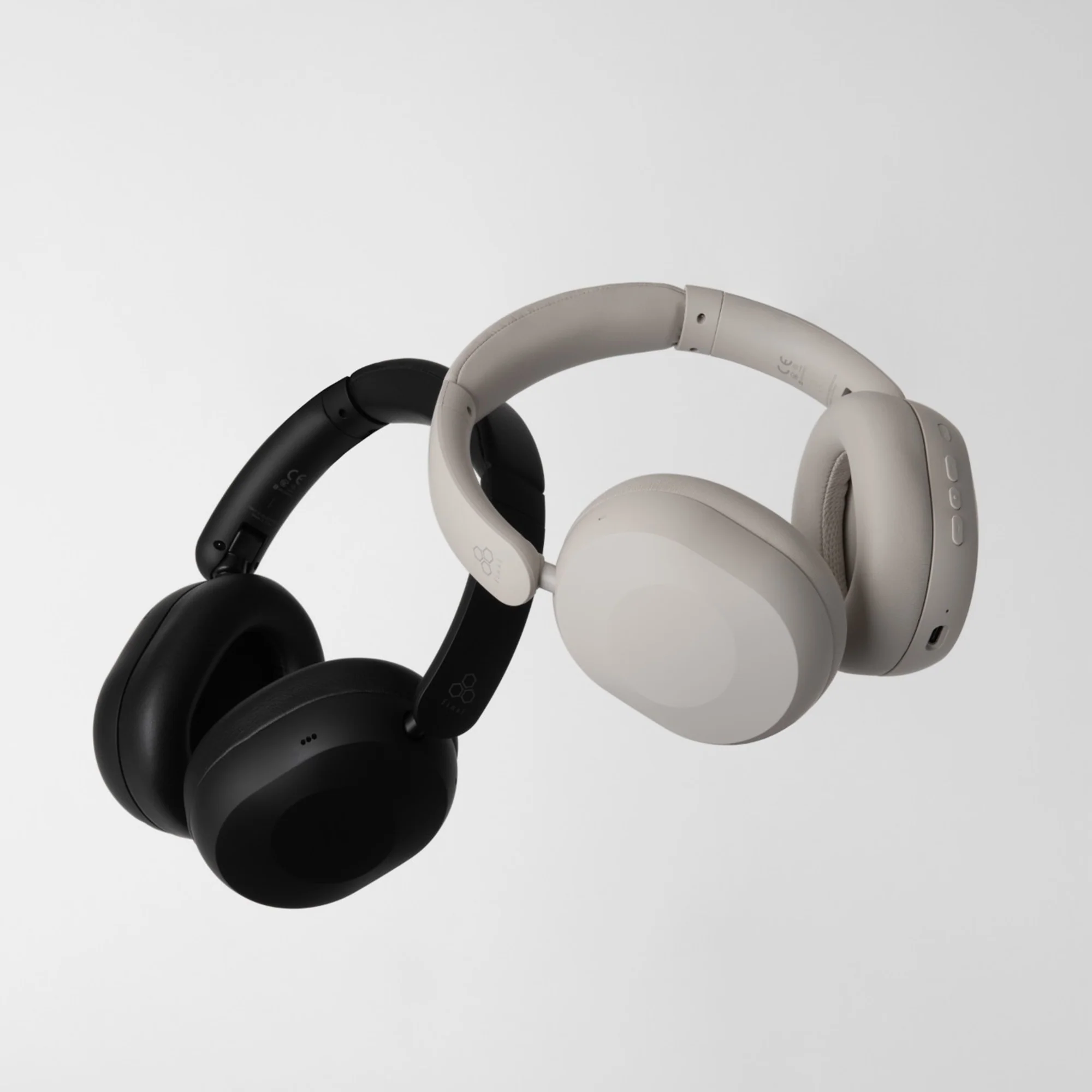 Final UX1000 ANC Wireless Headphones - Image 2
