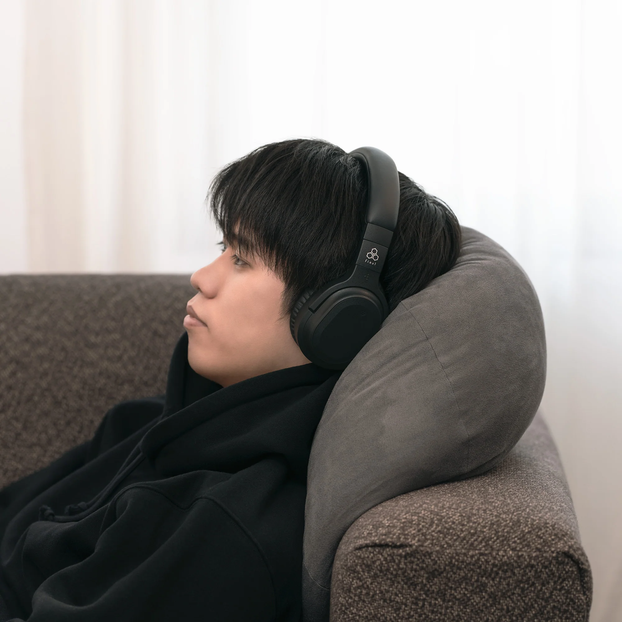 Final UX3000 SV Wireless Noise Cancelling Headphones - Image 14