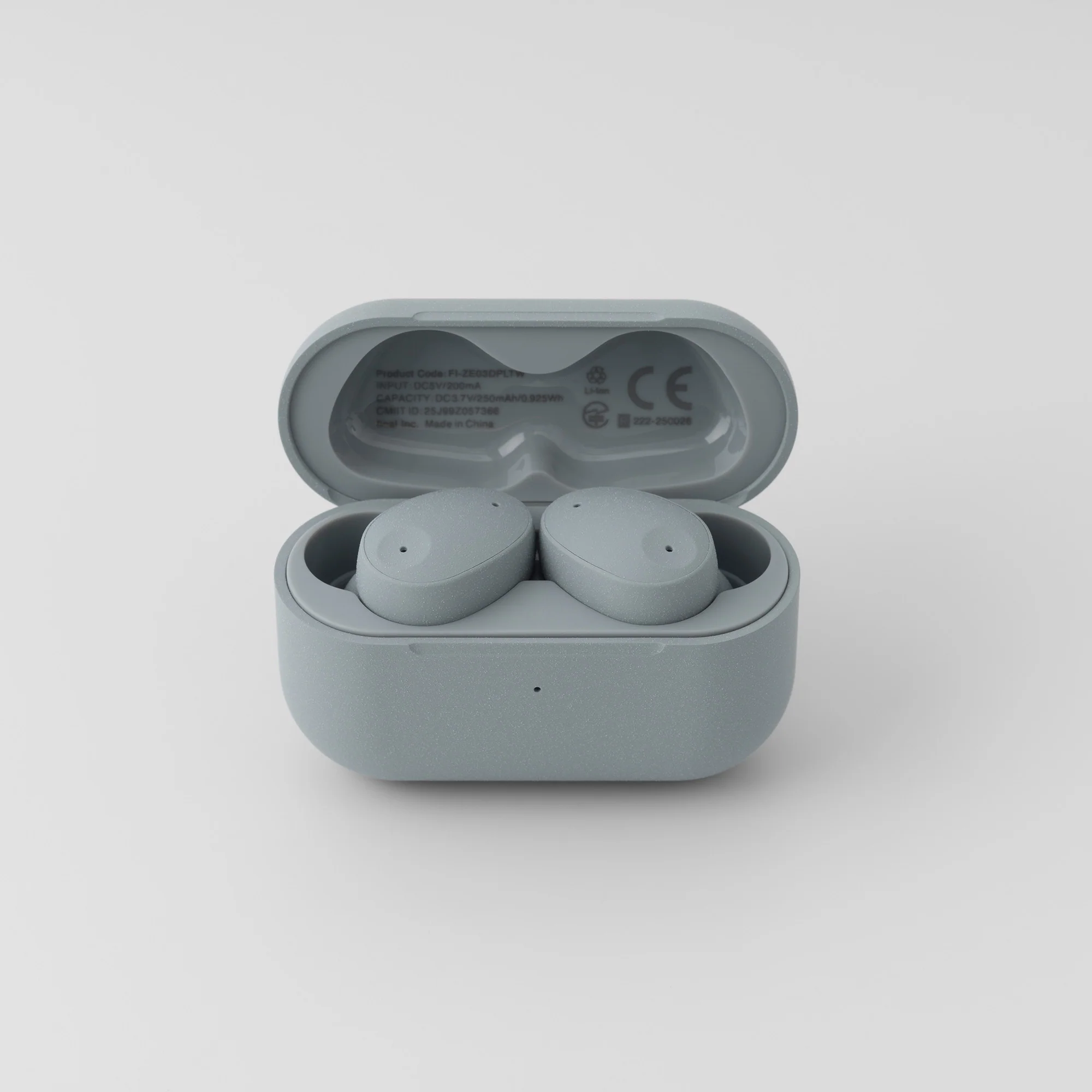 Final ZE300 TWS Earphones - Image 7