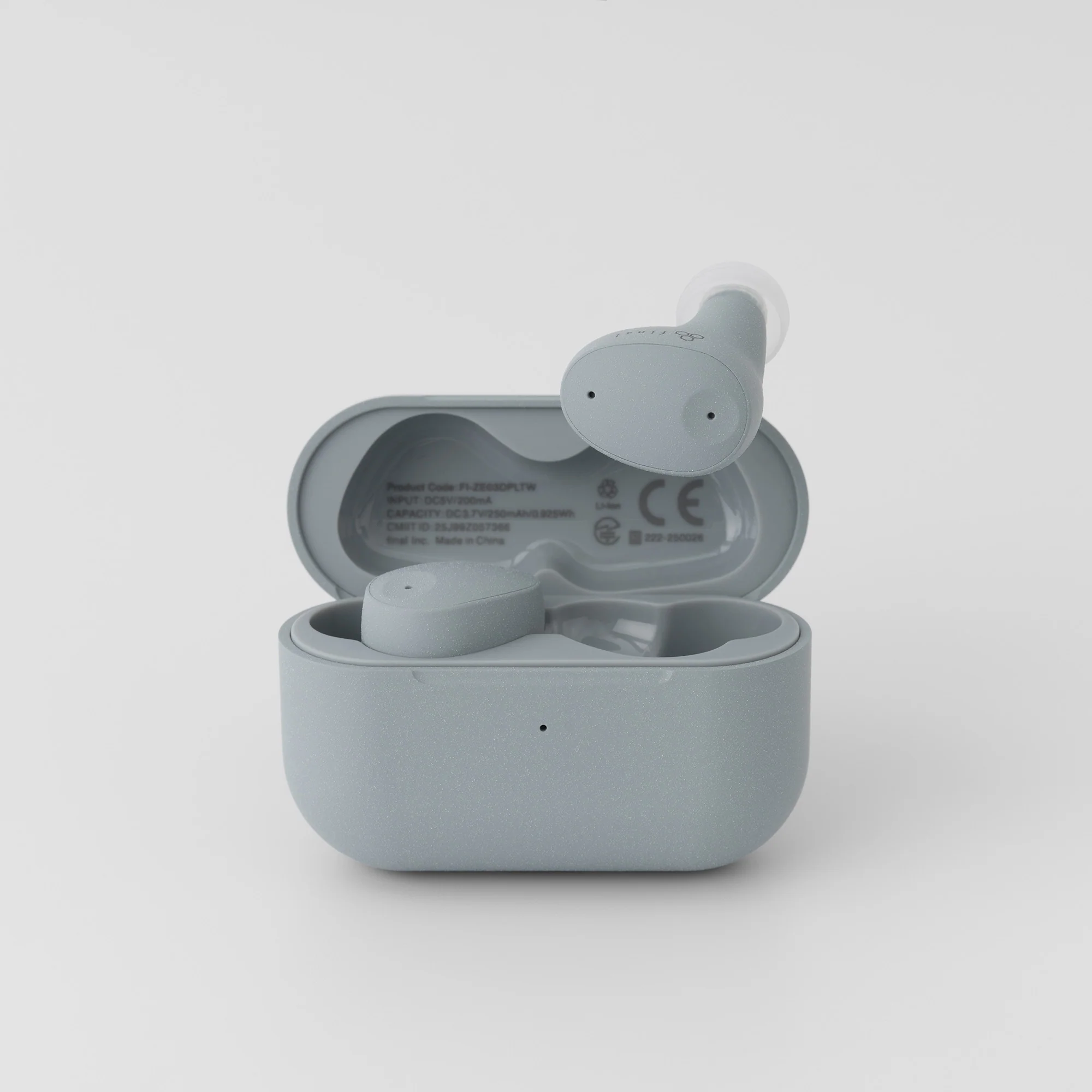 Final ZE300 TWS Earphones - Image 8
