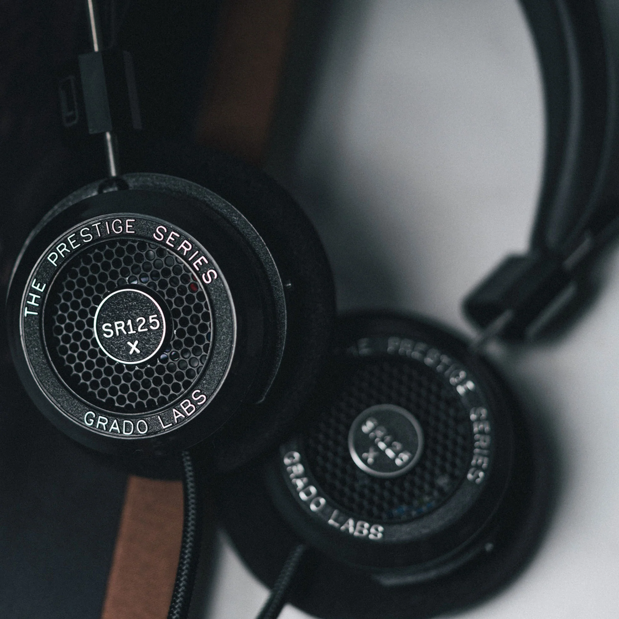 Grado SR125x Prestige Series Headphones - Image 4