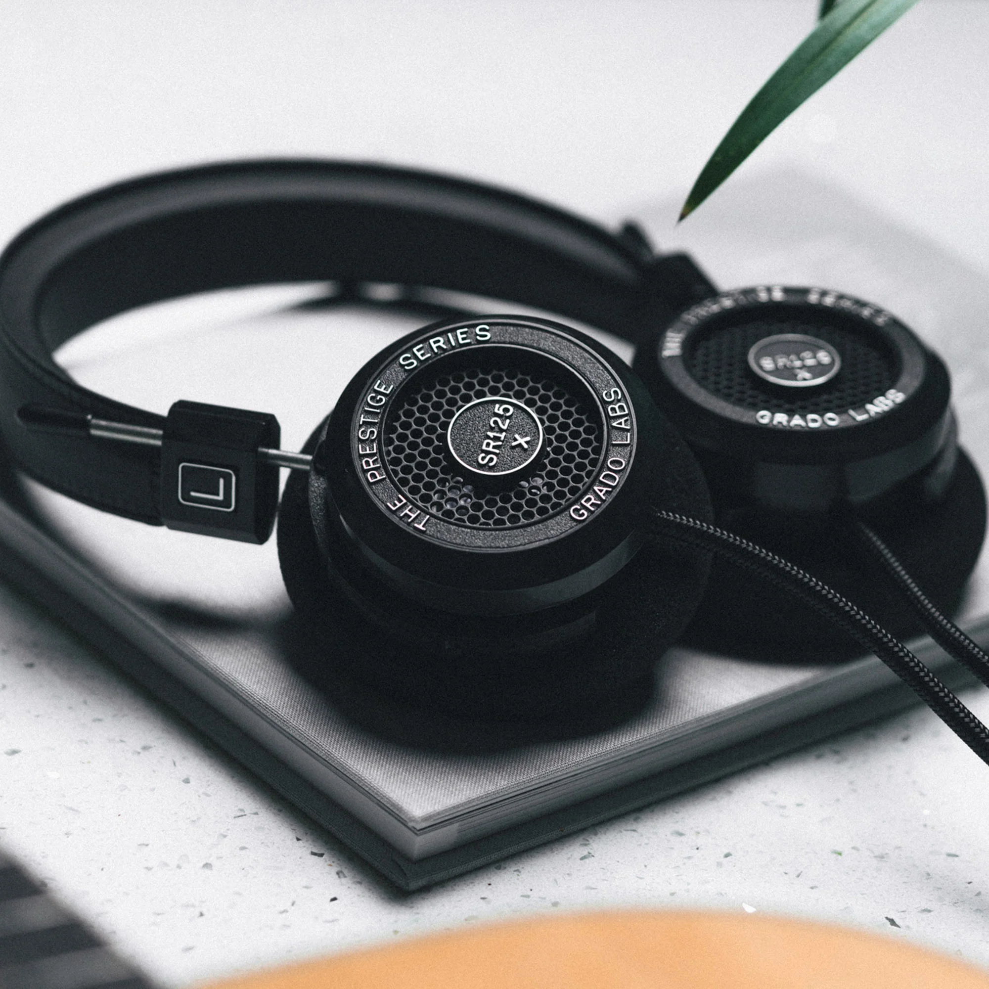 Grado SR125x Prestige Series Headphones - Image 9
