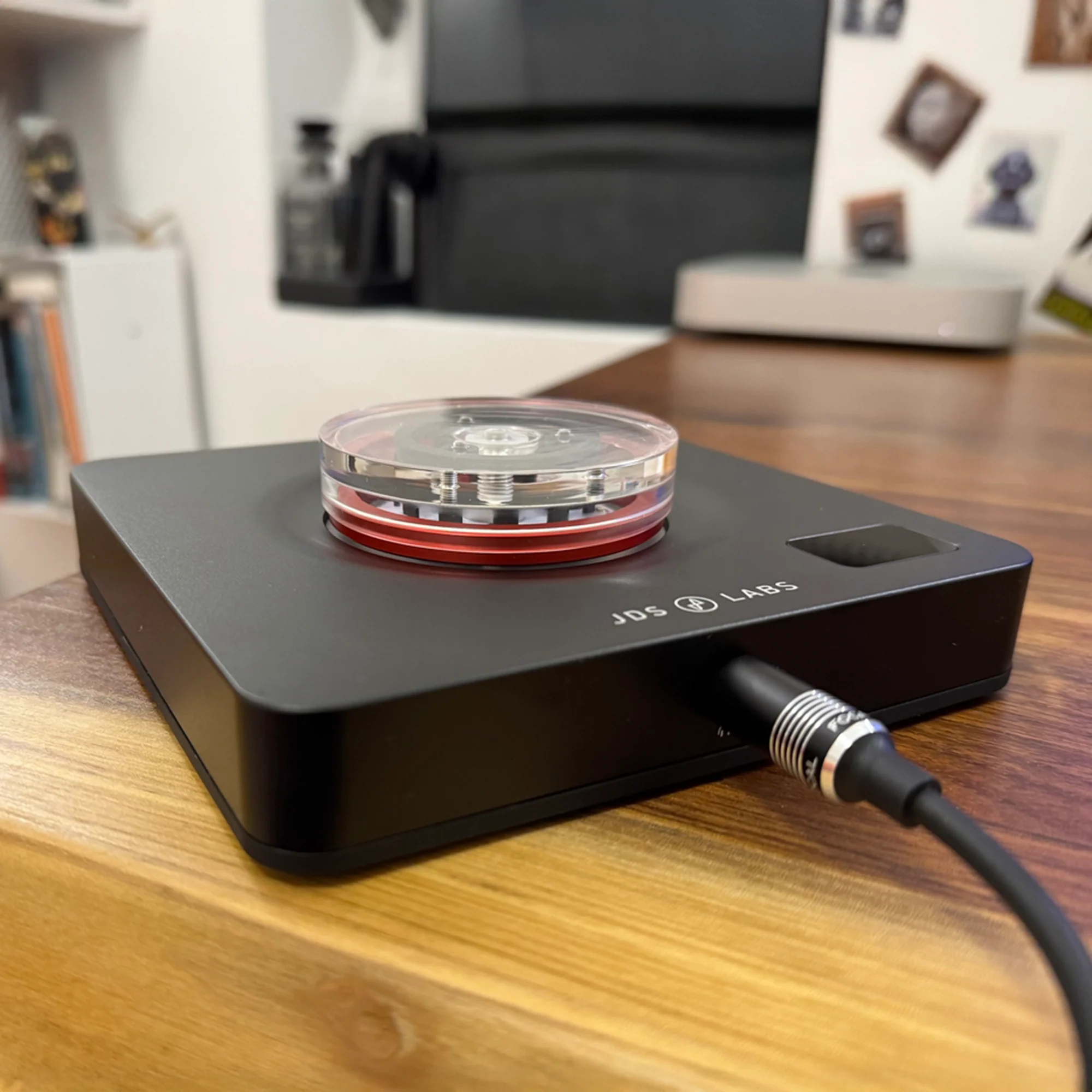 JDS Labs Element IV Headphone Amplifier & DAC - Image 5
