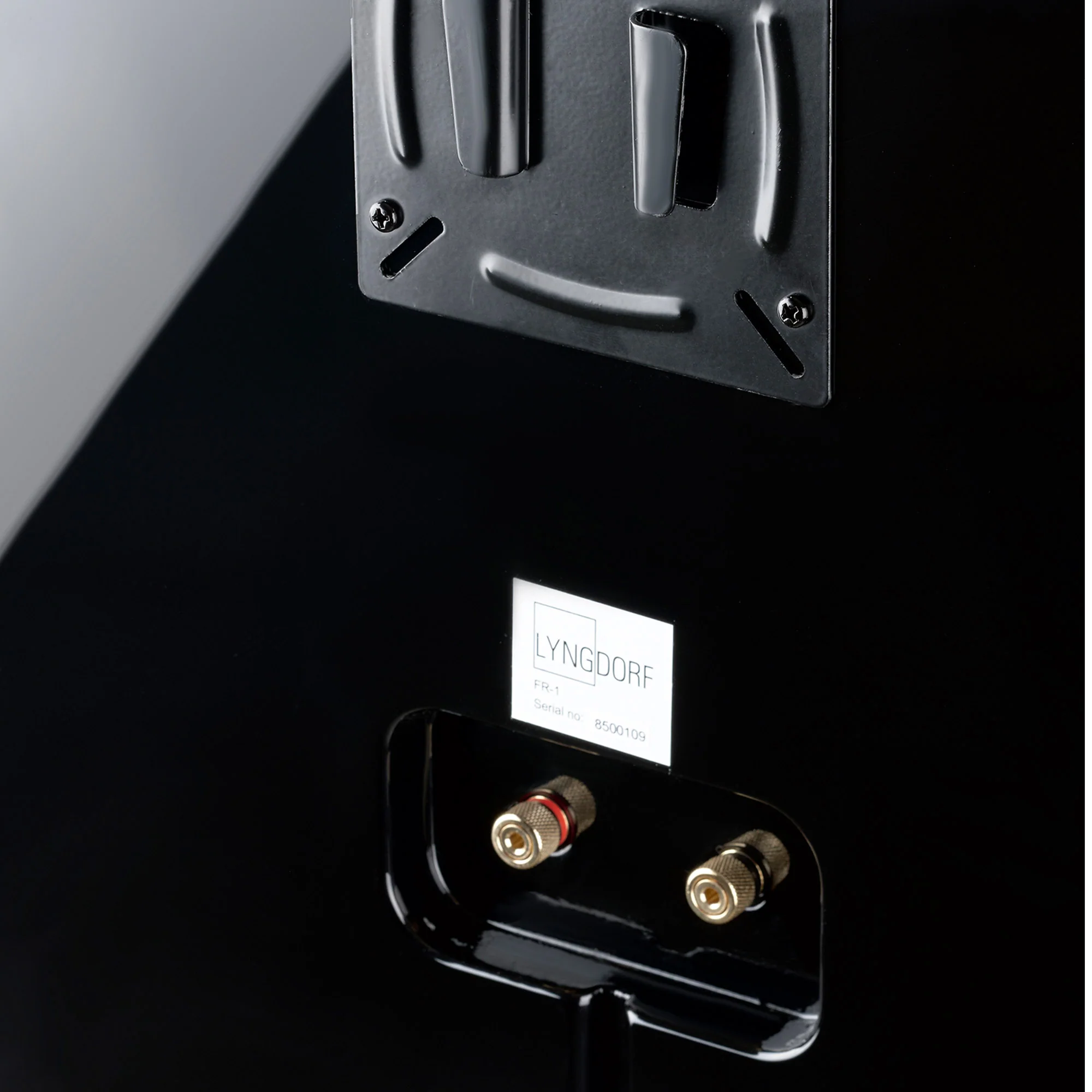 Lyngdorf FR-1 Full Range Speakers with Gabriel fabric cover - Image 10