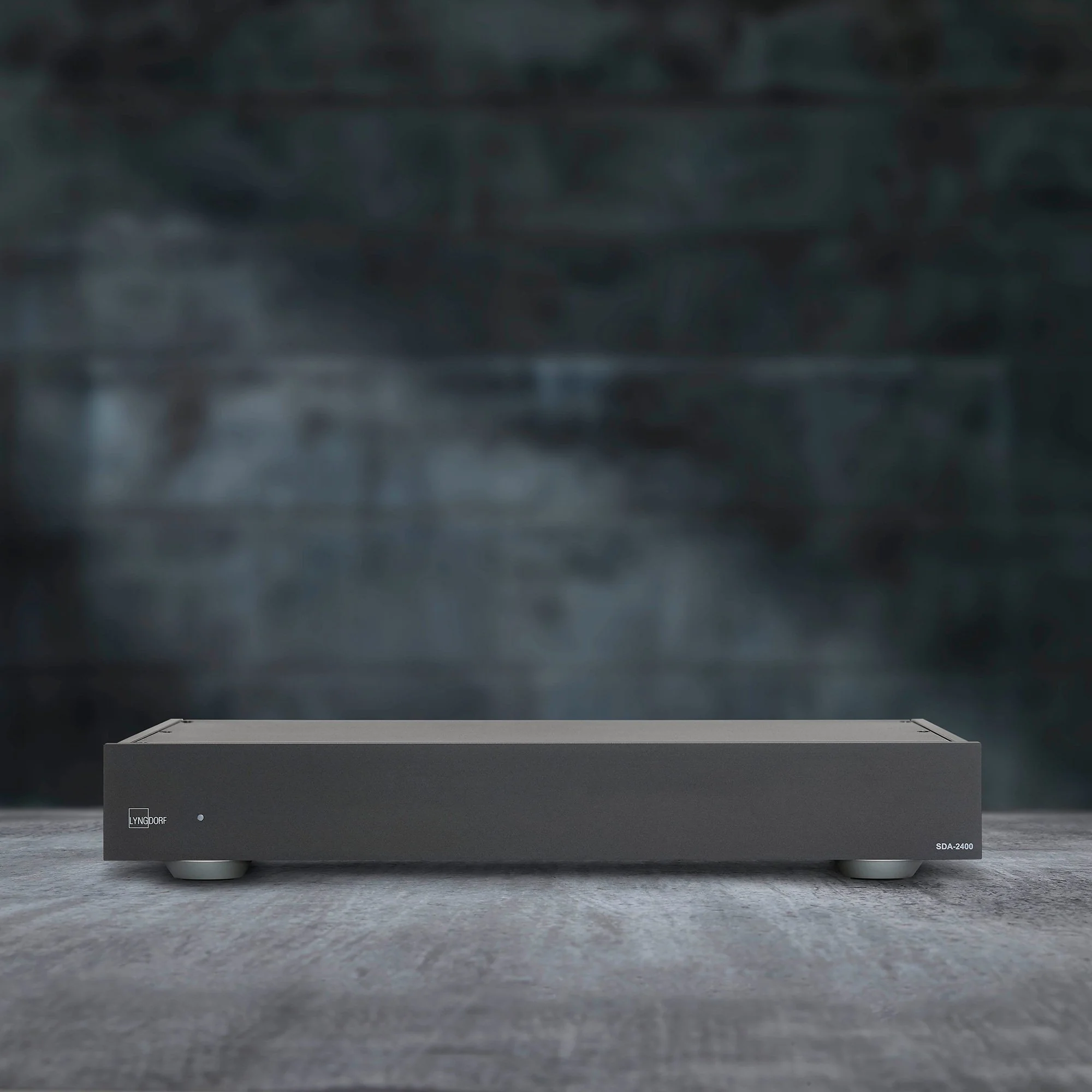 Lyngdorf SDA-2400 Power Amplifier - Image 3
