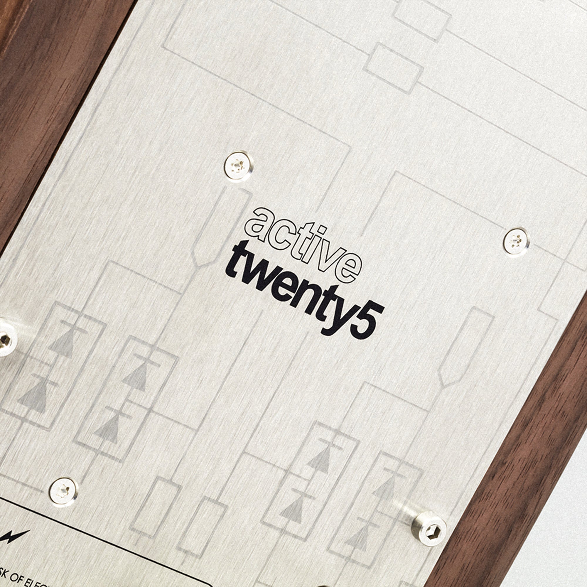 PMC activetwenty5 21i Bookshelf Speakers - Image 2