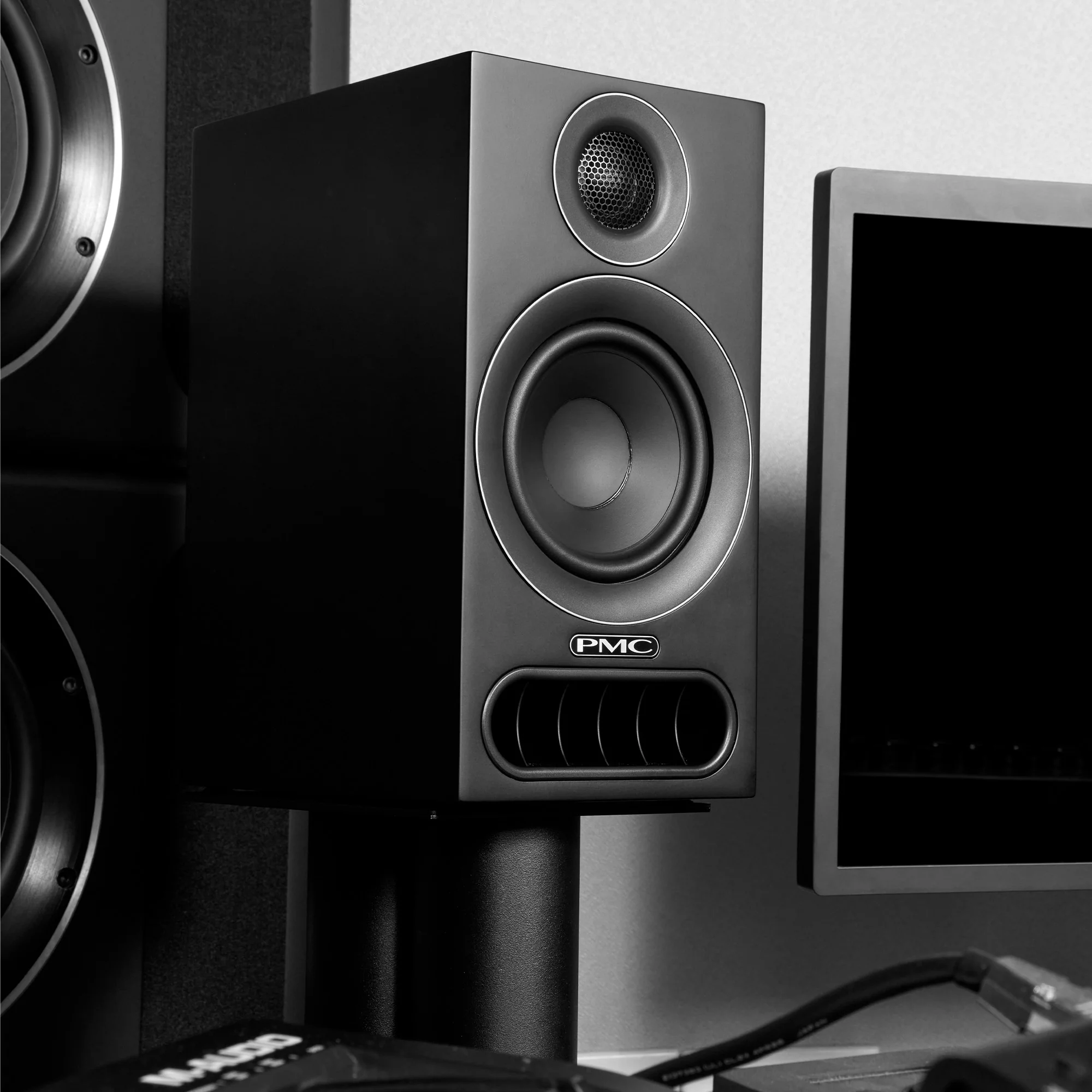 PMC prodigy1 Bookshelf Speakers - Image 3