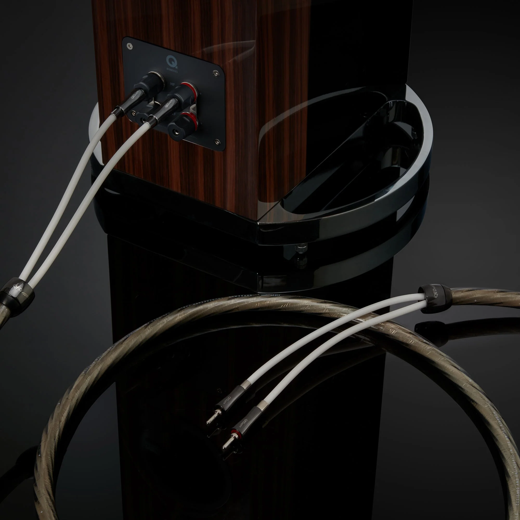 QED Supremus Zr Speaker Cable Banana Pair - Image 11
