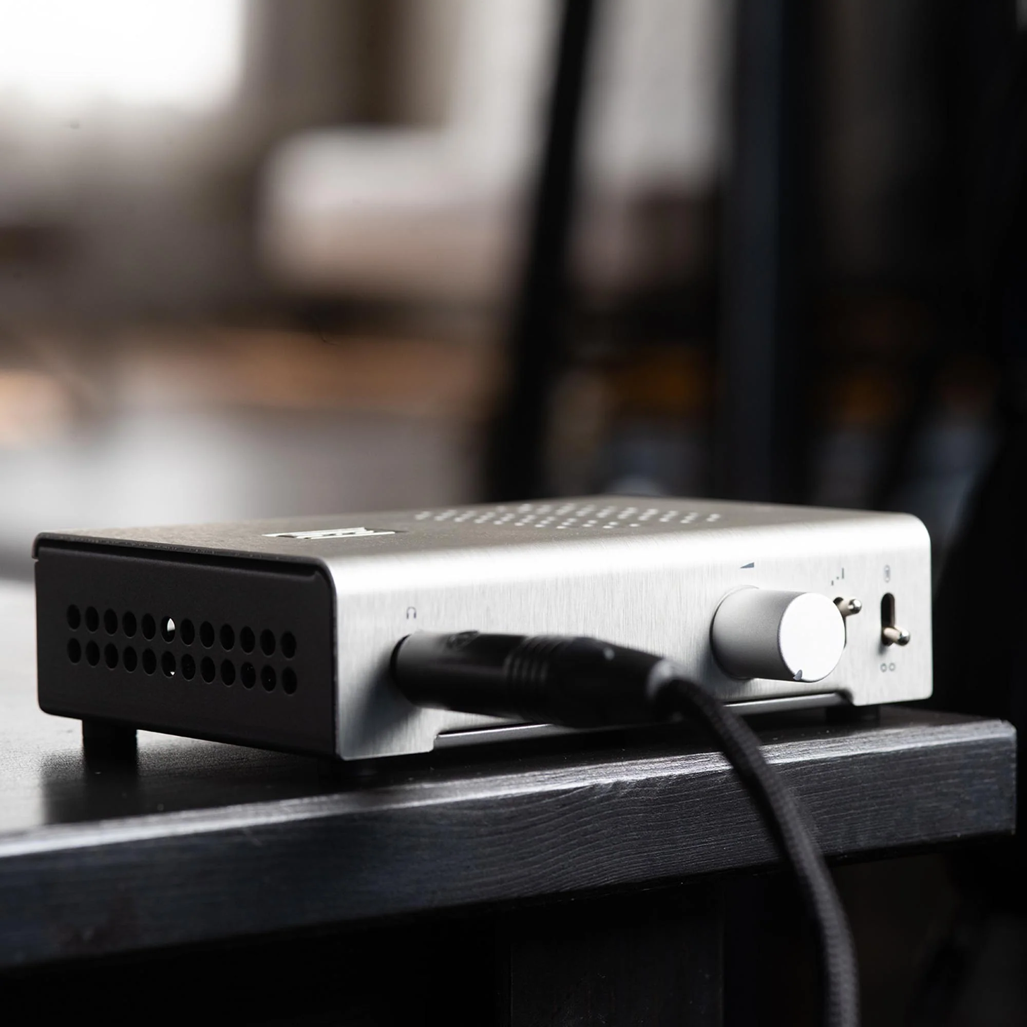 Schiit Audio Magni Unity Headphone Amplifier - Image 5