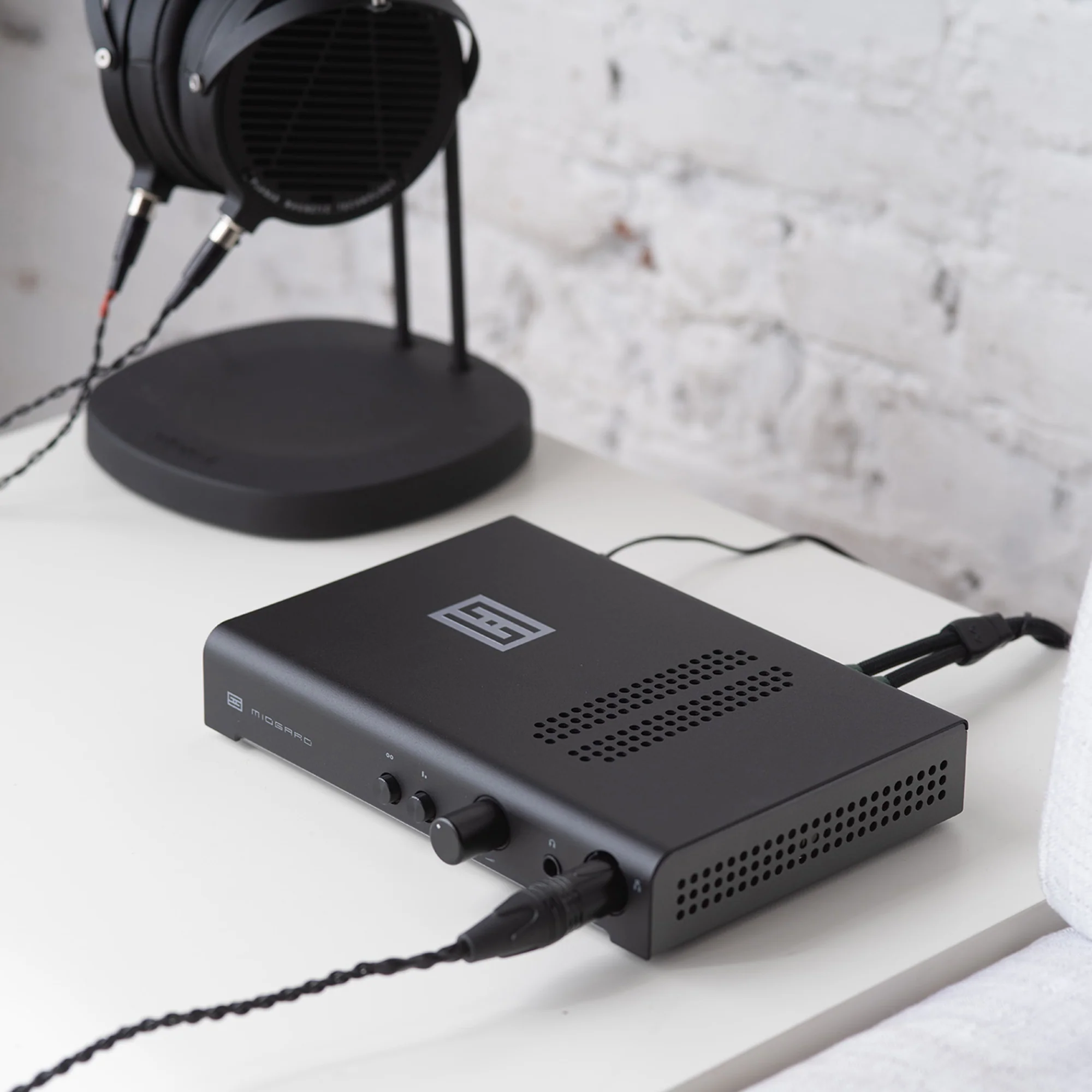 Schiit Audio Midgard Headphone Amplifier - Image 5