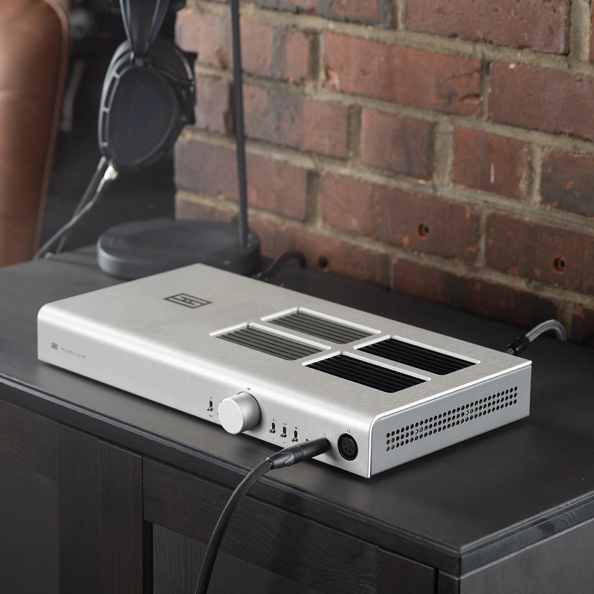 Schiit Audio Mjolnir 3 Headphone Amplifier - Image 5
