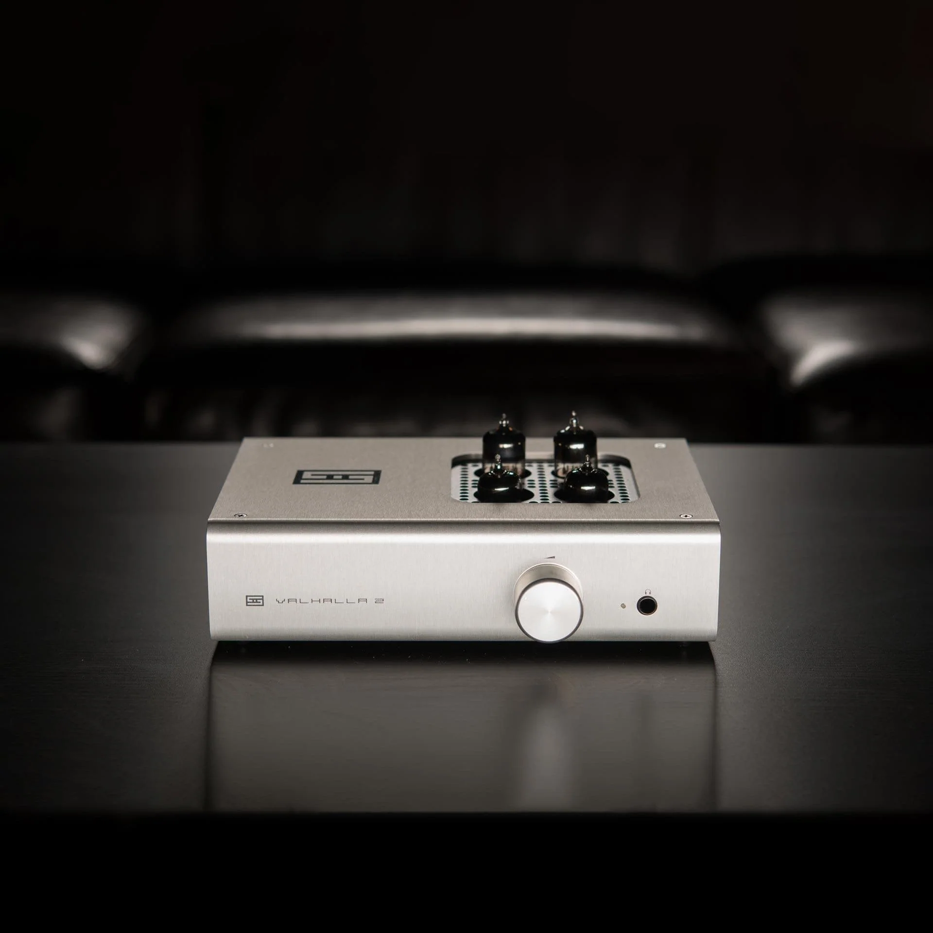 Schiit Audio Valhalla 2 Tube Headphone Amplifier - Image 4
